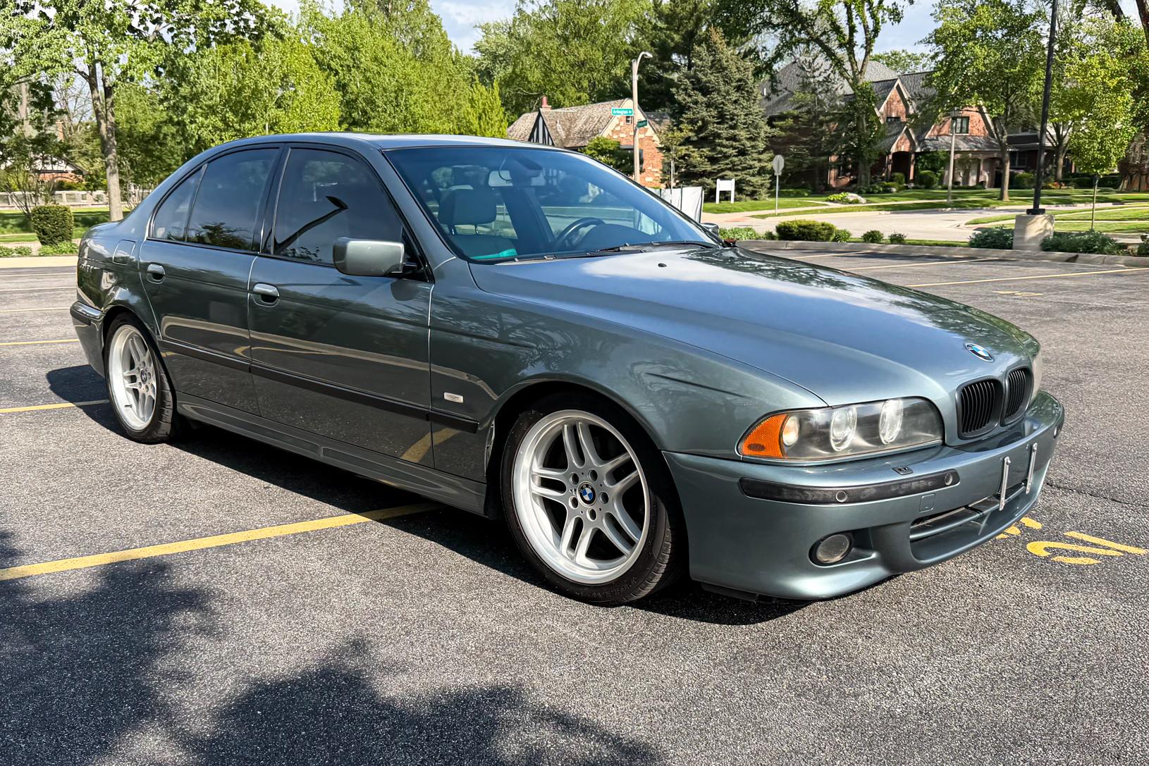 2003 BMW 540i