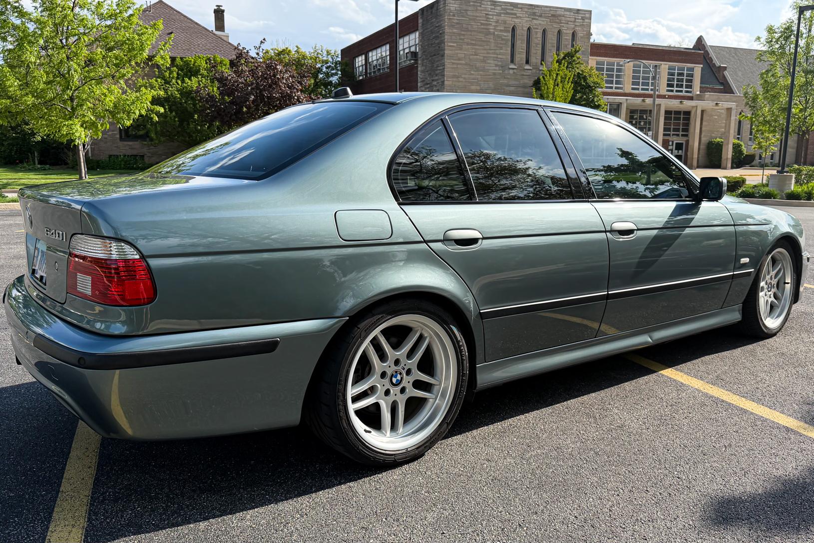 2003 BMW 540i