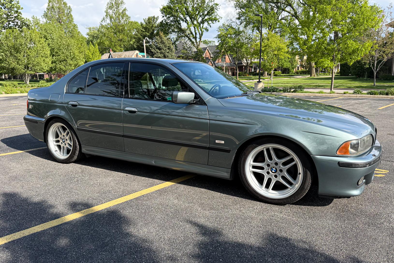 2003 BMW 540i
