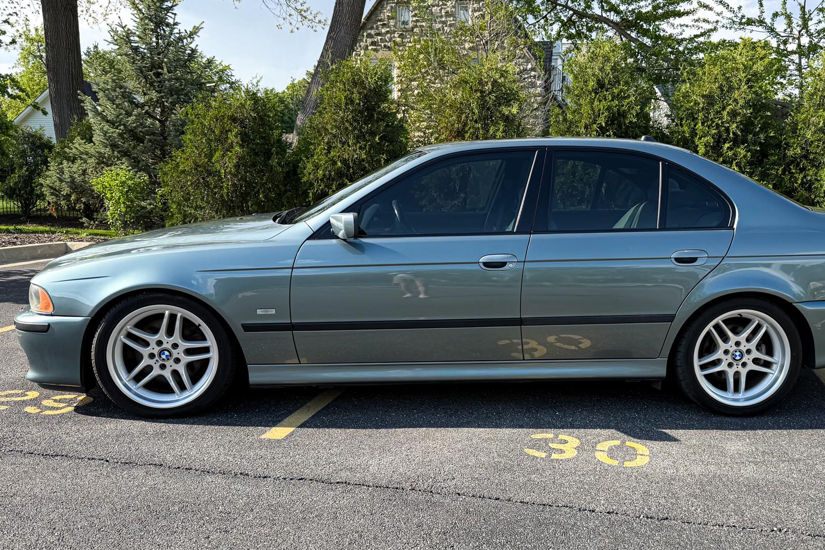 2003 BMW 540i