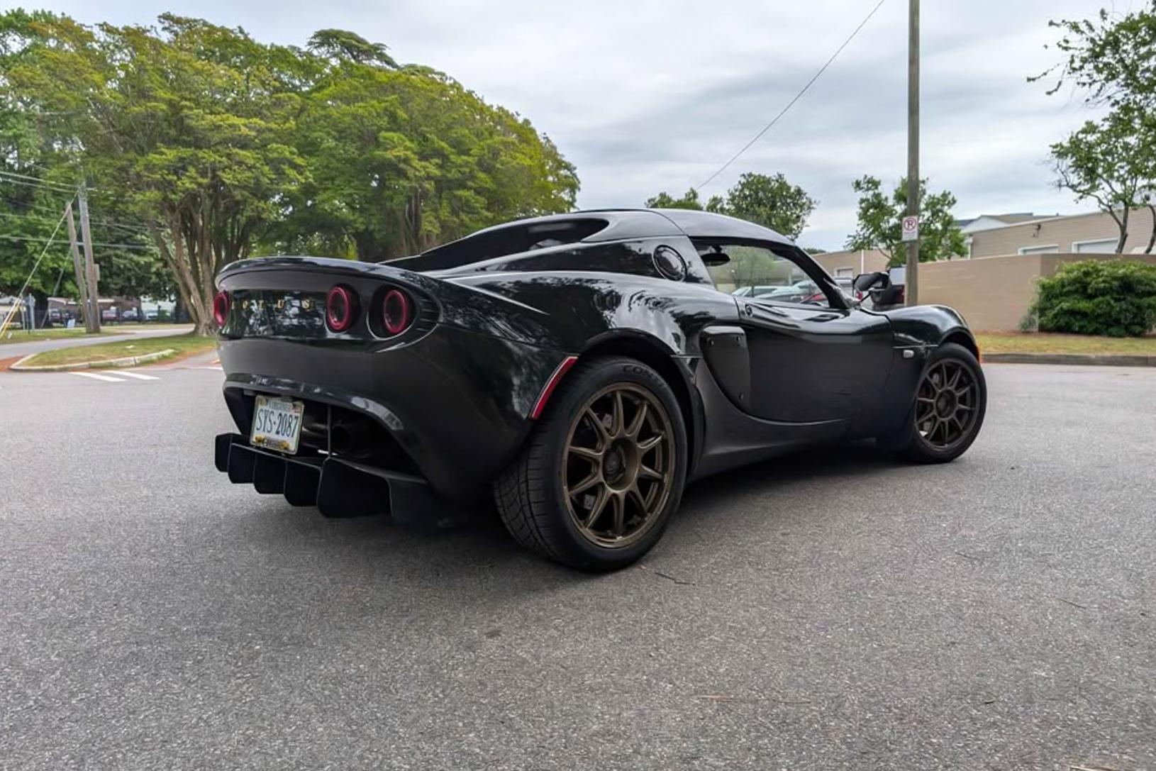 2005 Lotus Elise