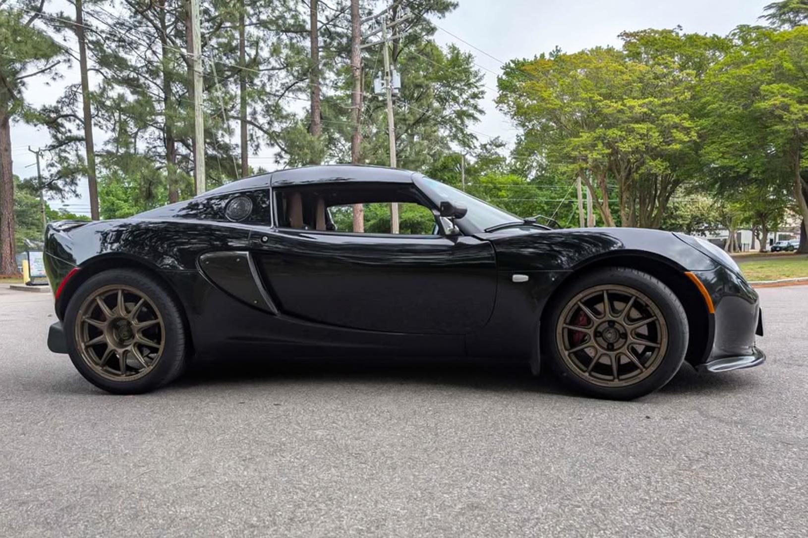 2005 Lotus Elise