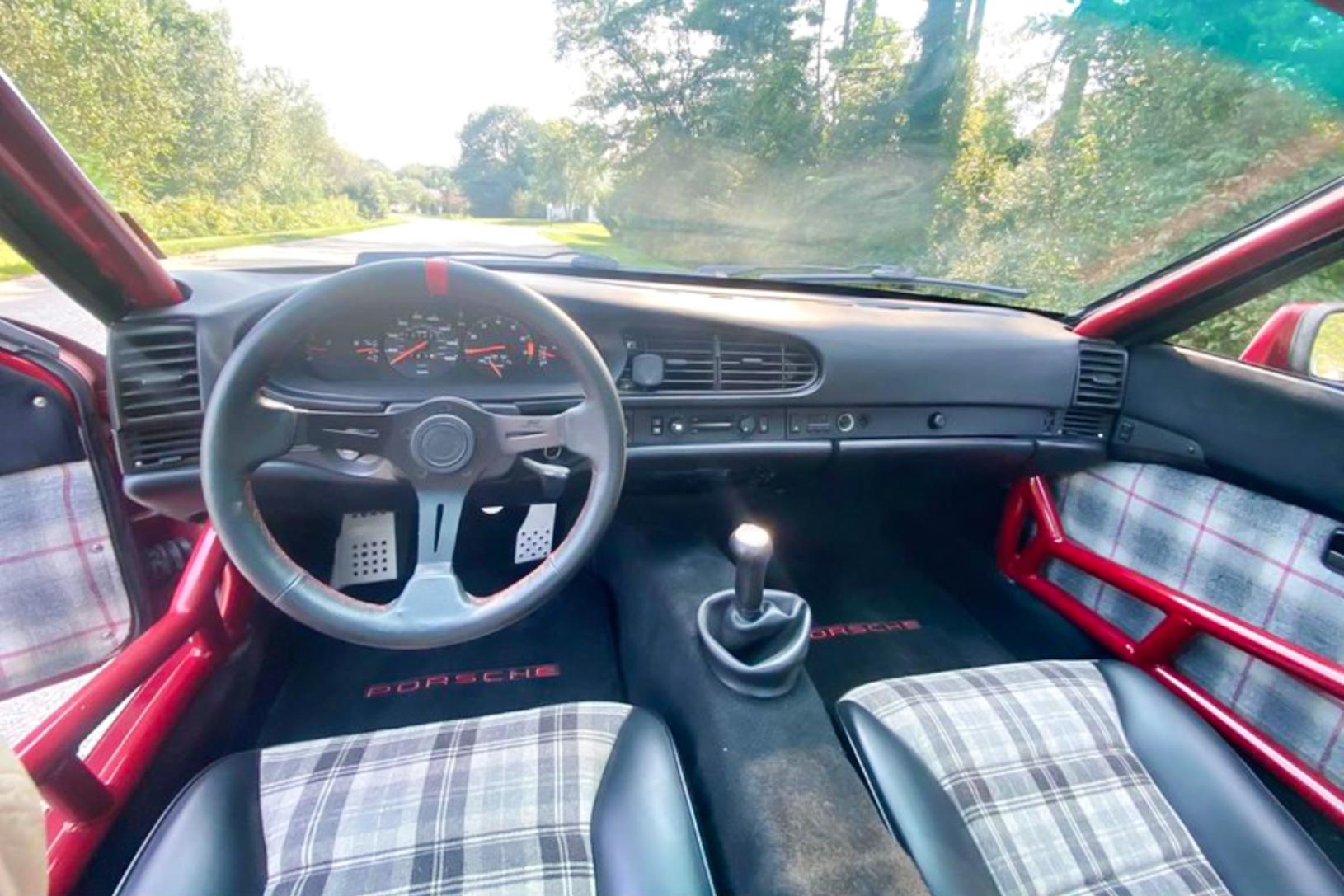1985 Porsche 944 S