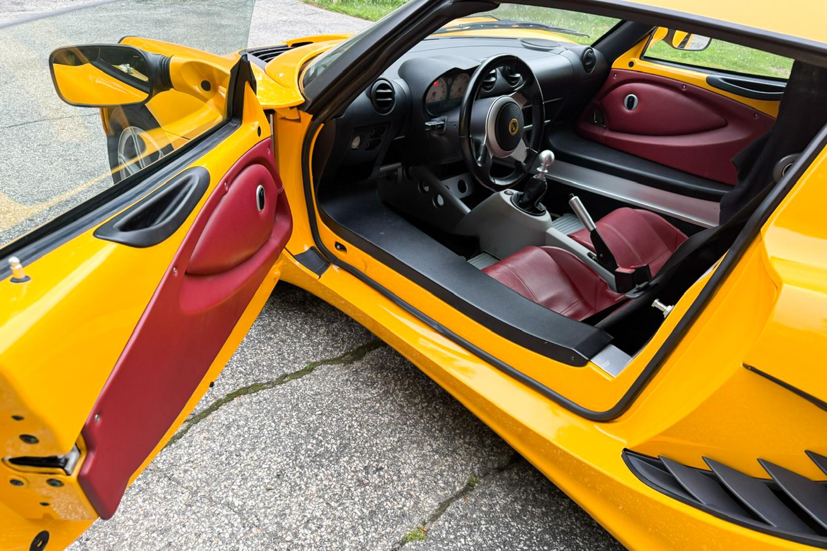 2005 Lotus Elise