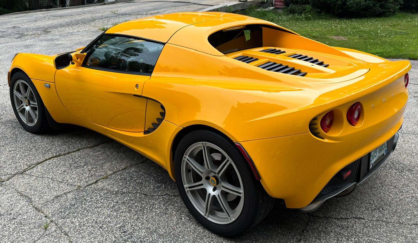 2005 Lotus Elise