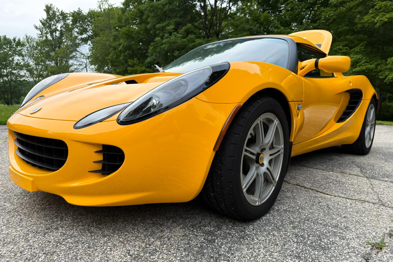 2005 Lotus Elise