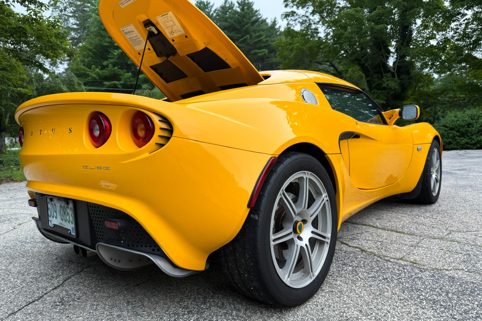 2005 Lotus Elise