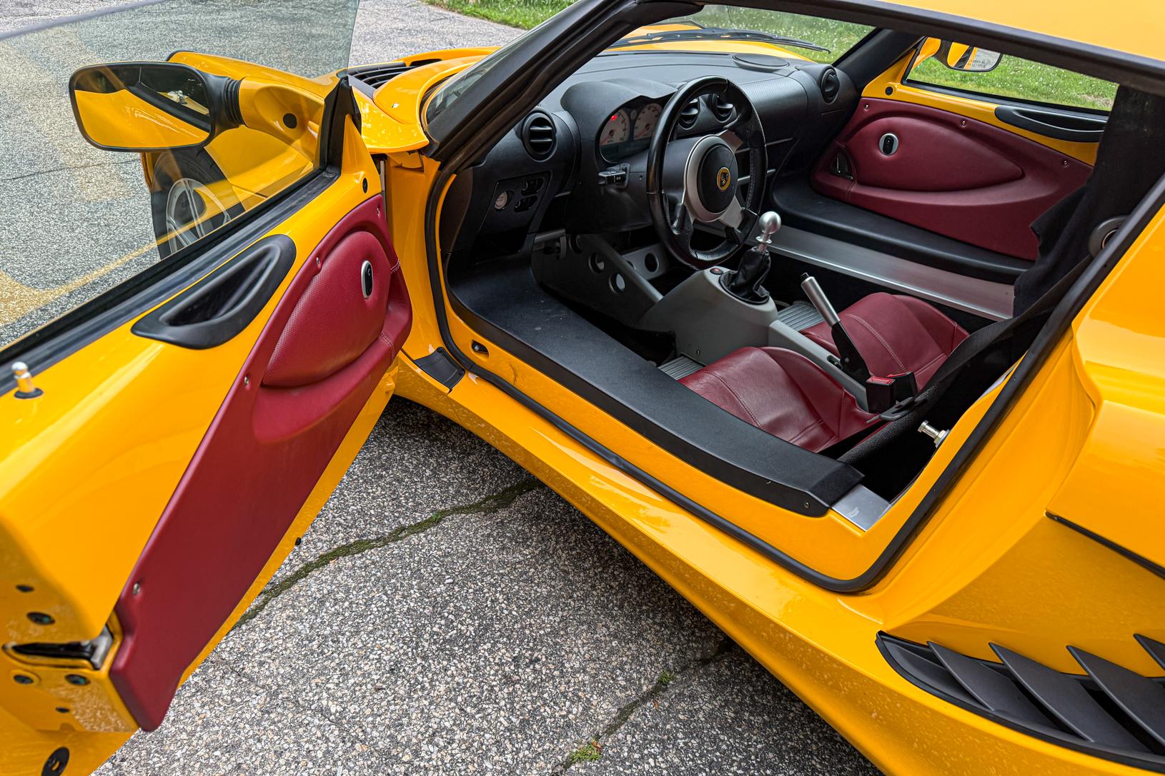 2005 Lotus Elise
