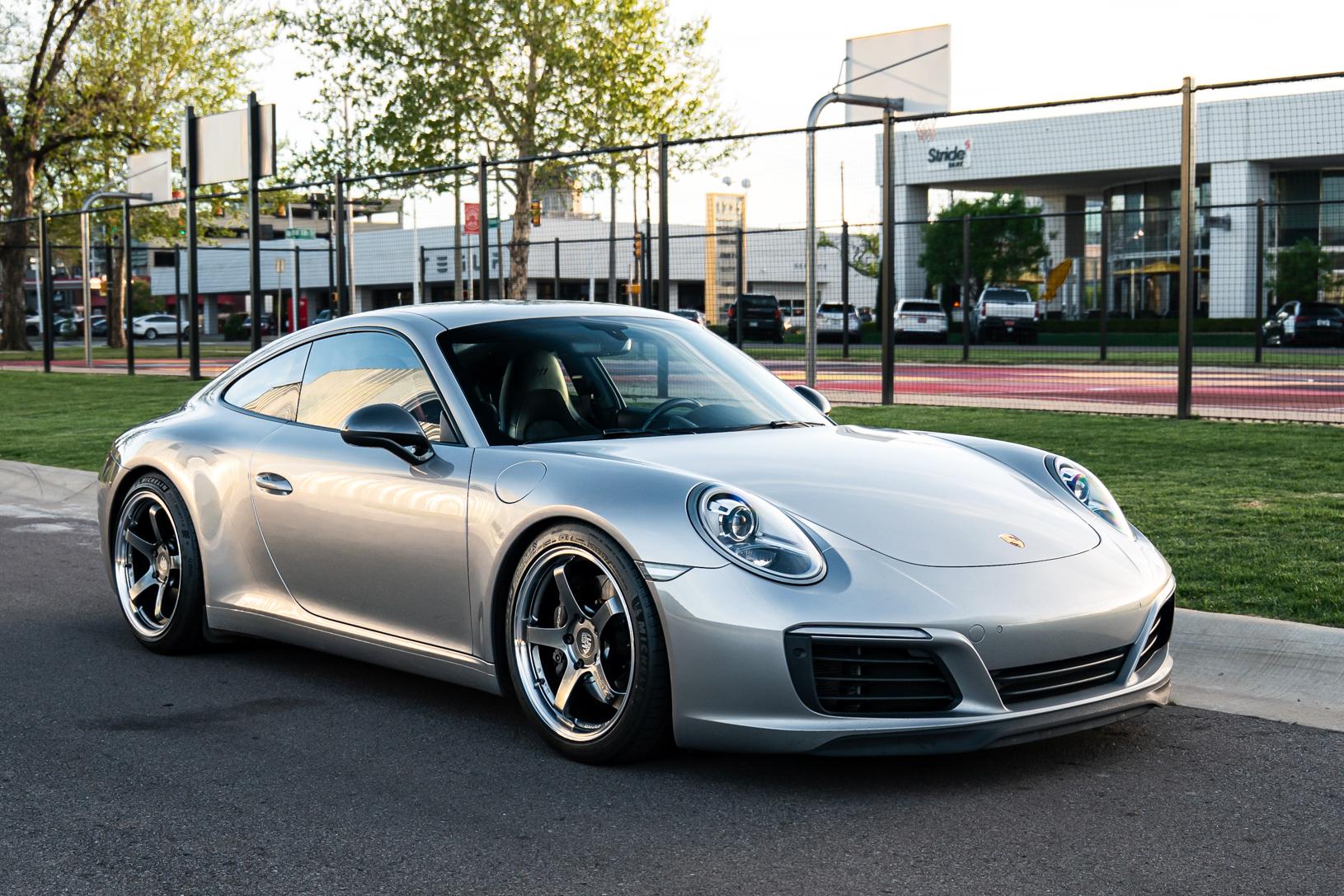 2019 Porsche 911 T
