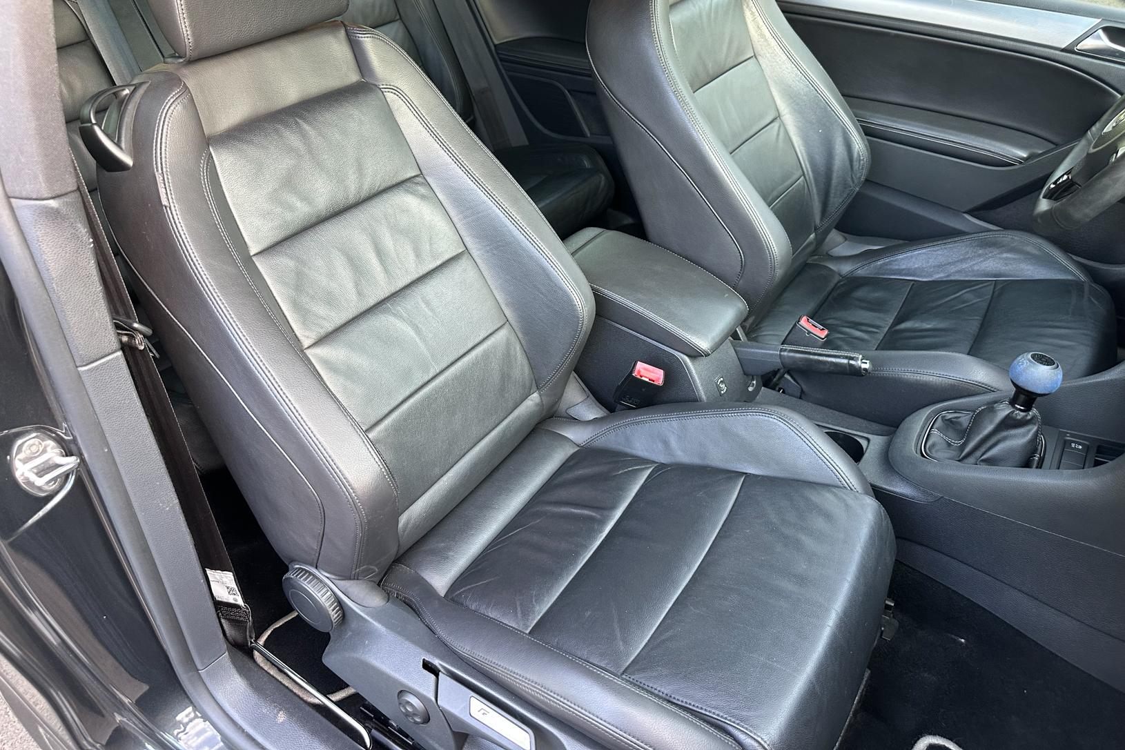 2013 VW Golf R