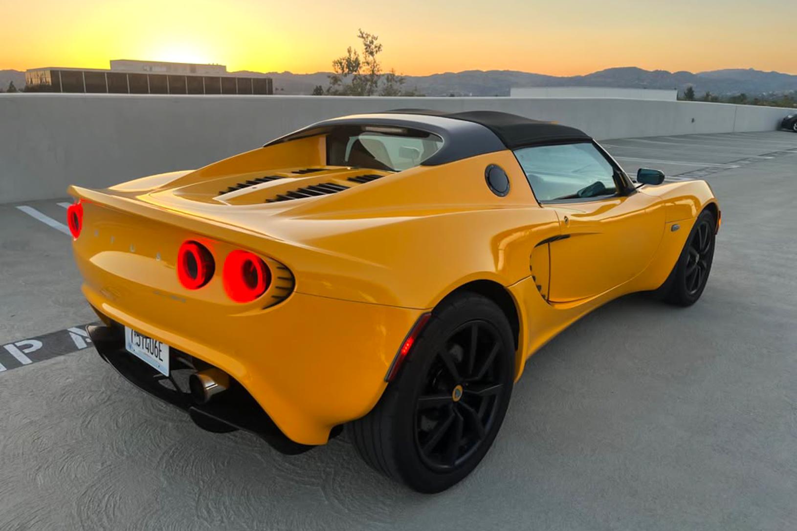 2005 Lotus Elise