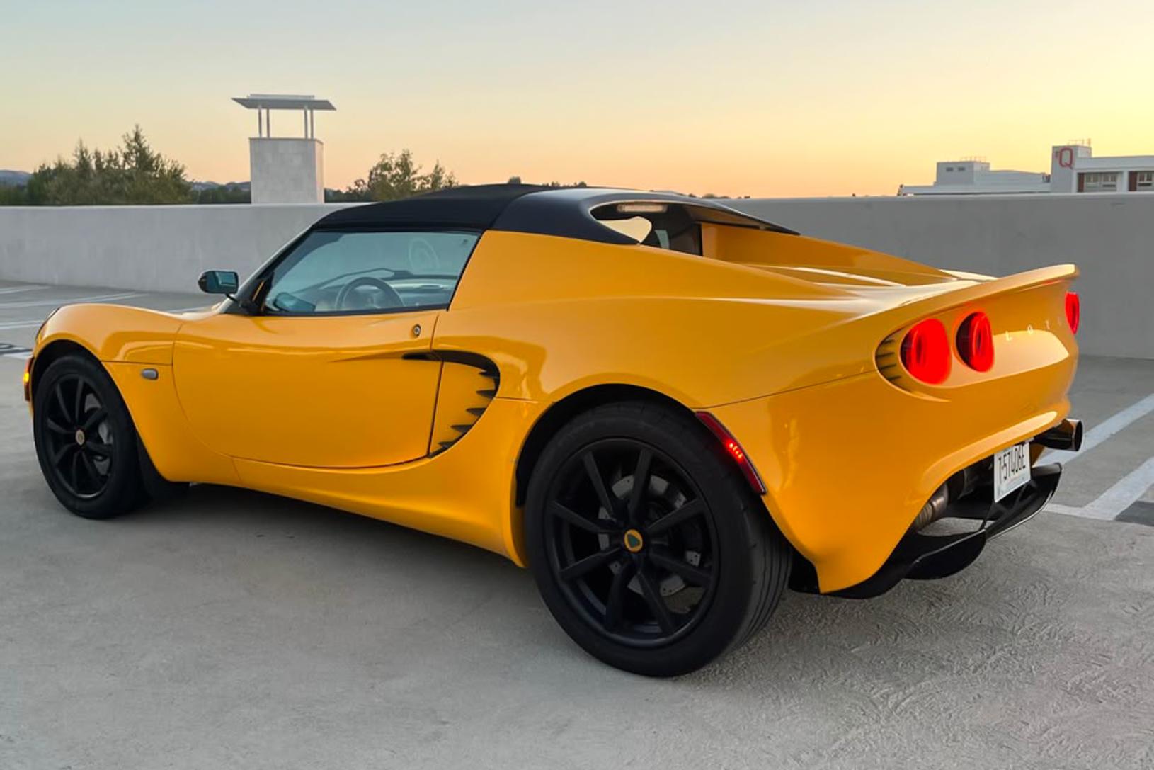2005 Lotus Elise