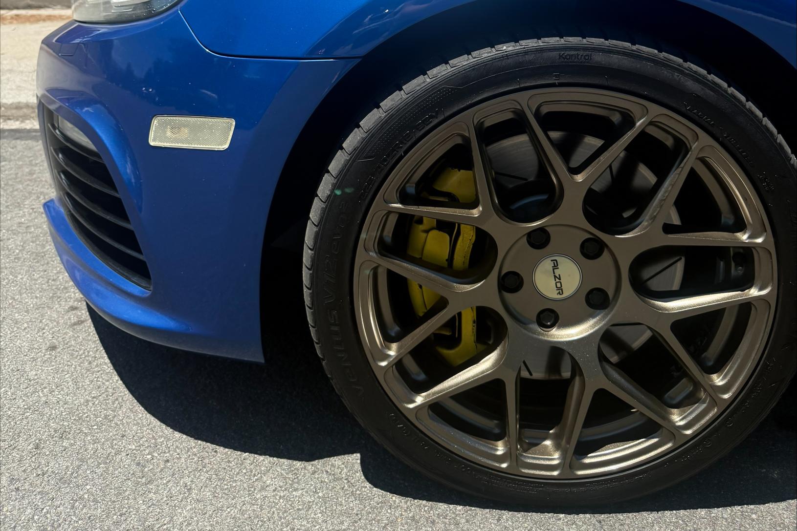 2012 VW Golf R