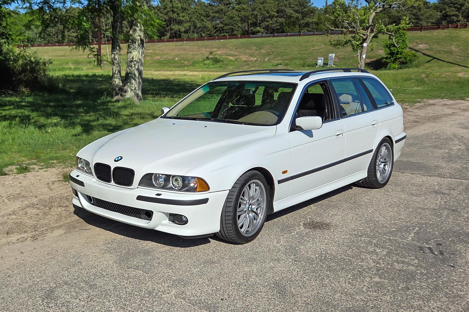 2000 BMW 528i Touring 'S54 Swap'