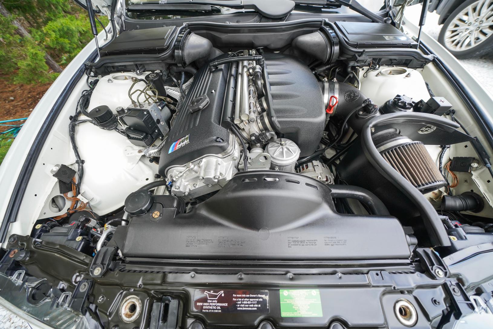 2000 BMW 528i Touring 'S54 Swap'