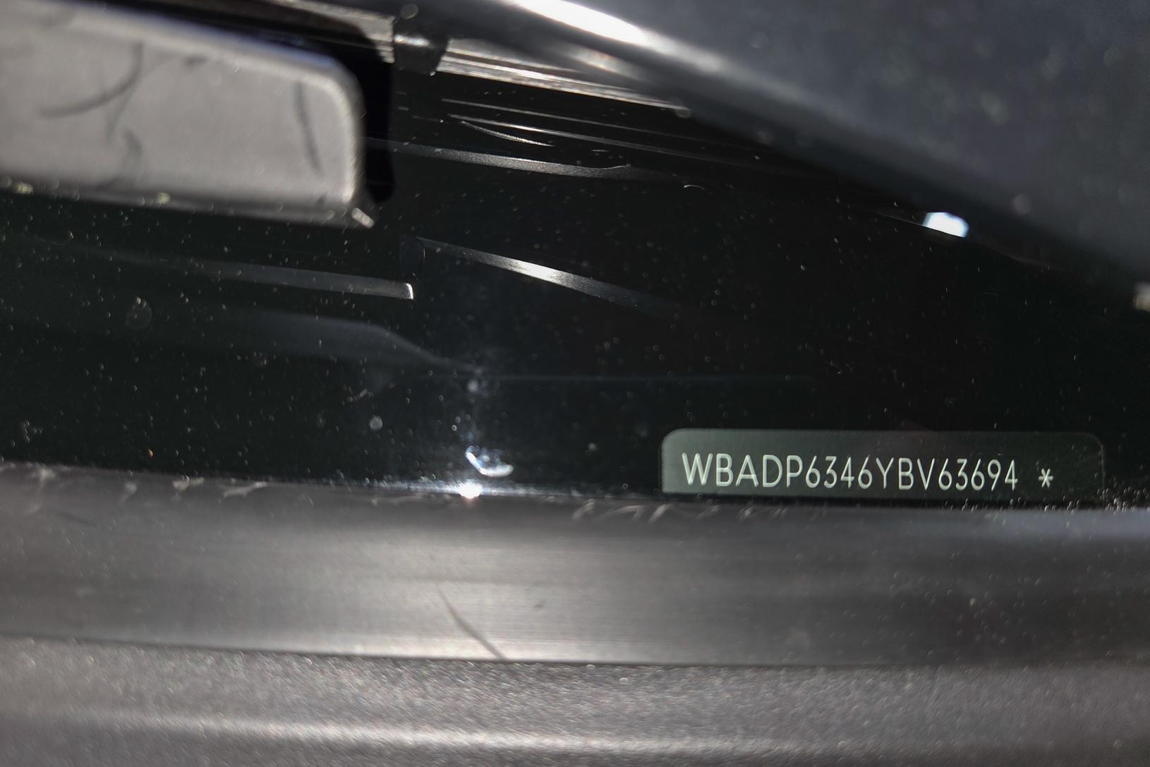 2000 BMW 528i Touring 'S54 Swap'