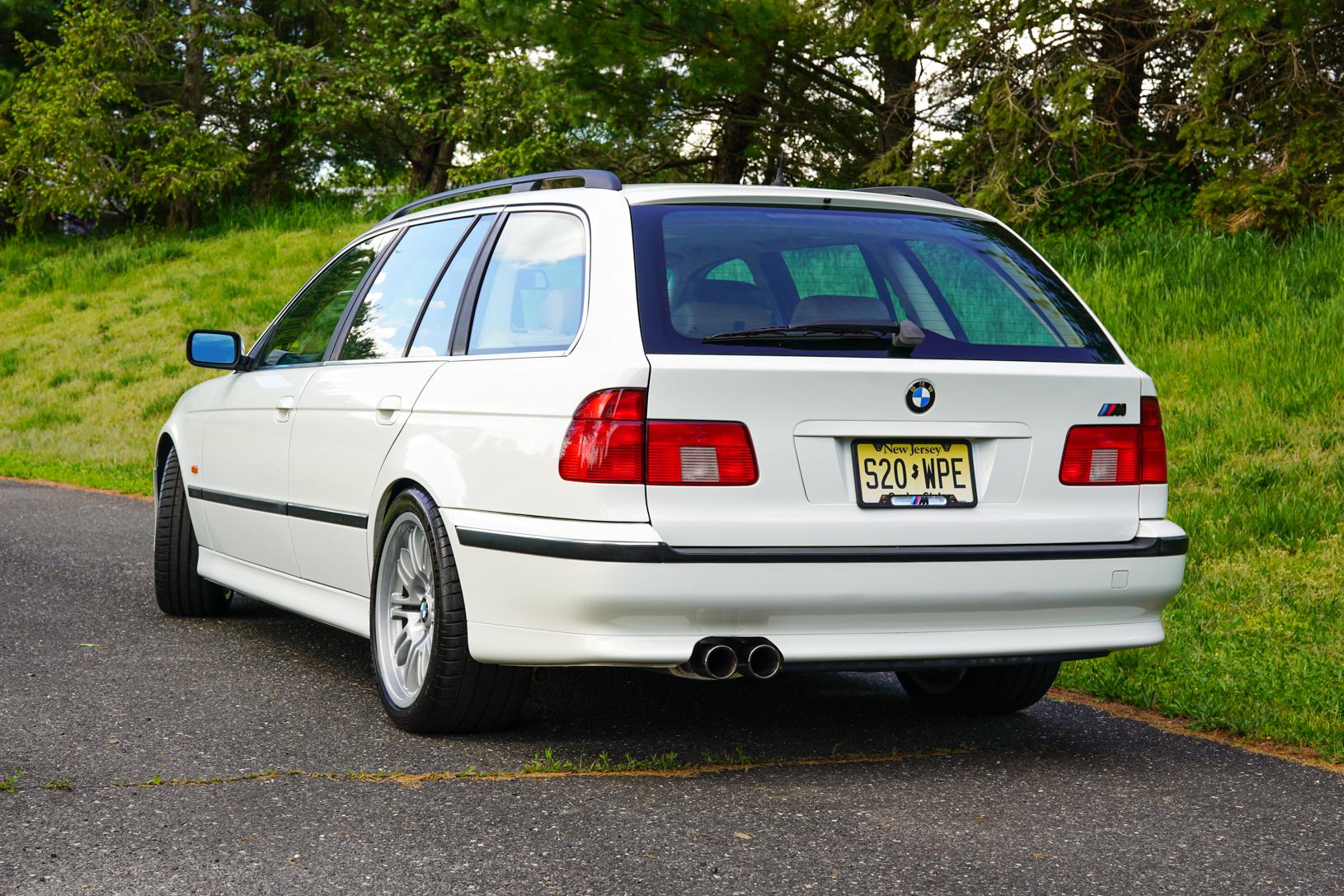 2000 BMW 528i Touring 'S54 Swap'