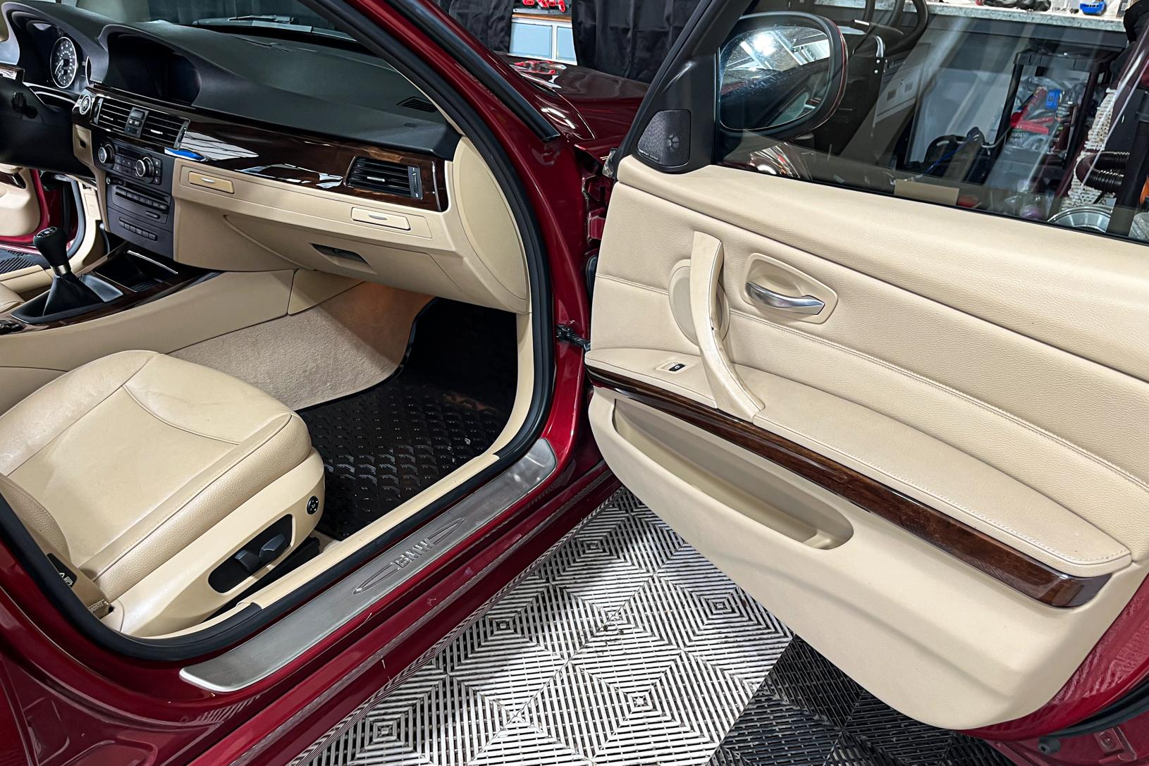 2012 BMW 328i Touring
