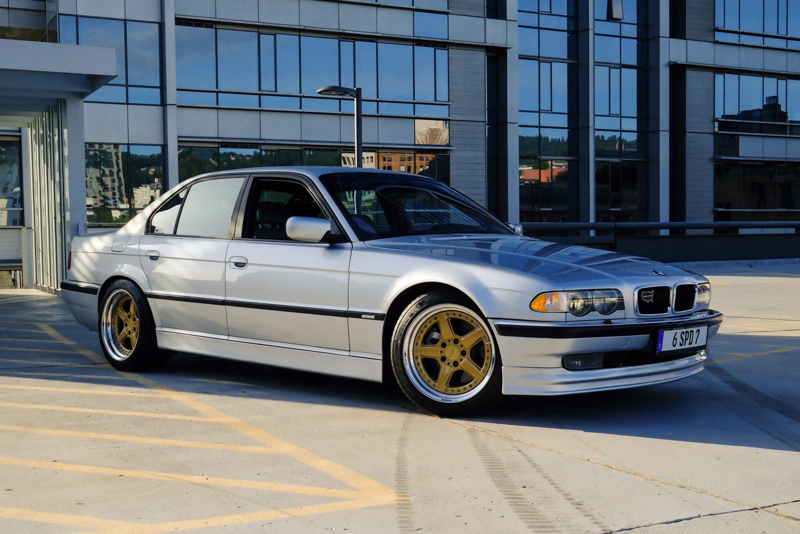 2000 BMW 740i '6MT Swap'