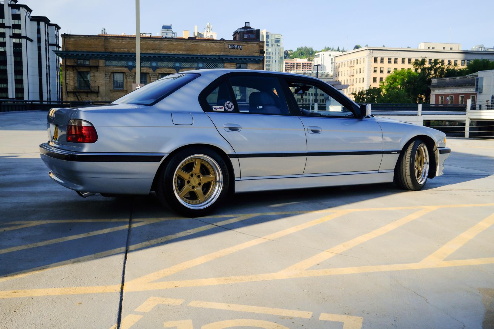 2000 BMW 740i '6MT Swap'