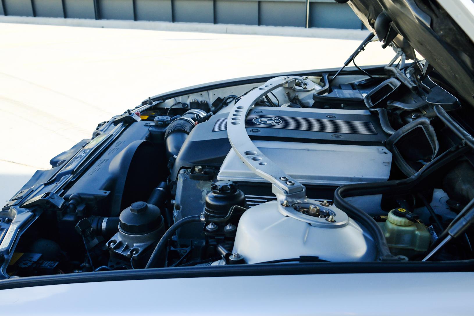 2000 BMW 740i '6MT Swap'