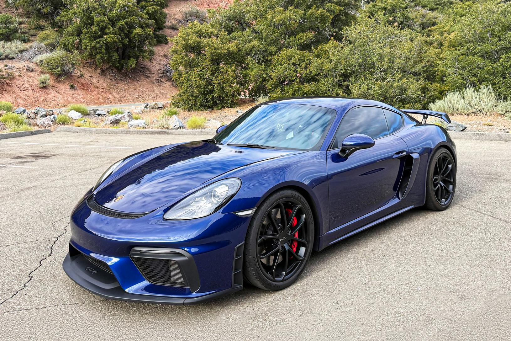 2020 Porsche Cayman GT4