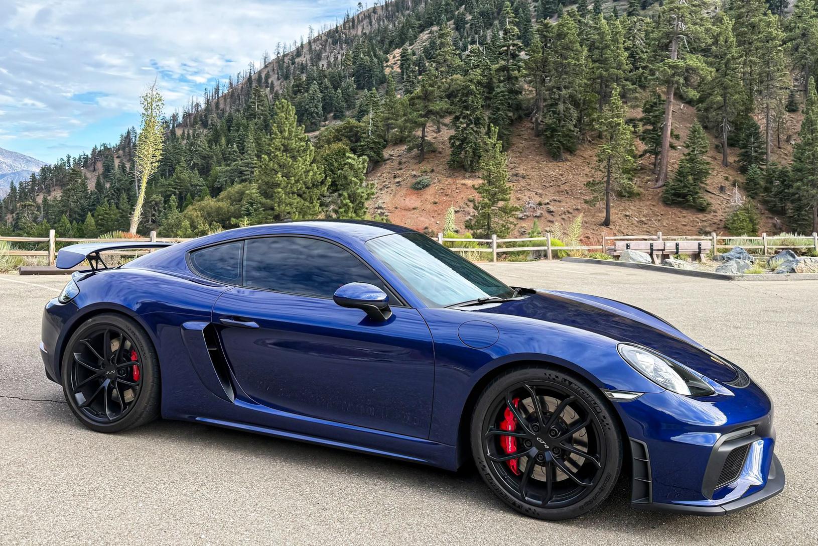 2020 Porsche Cayman GT4