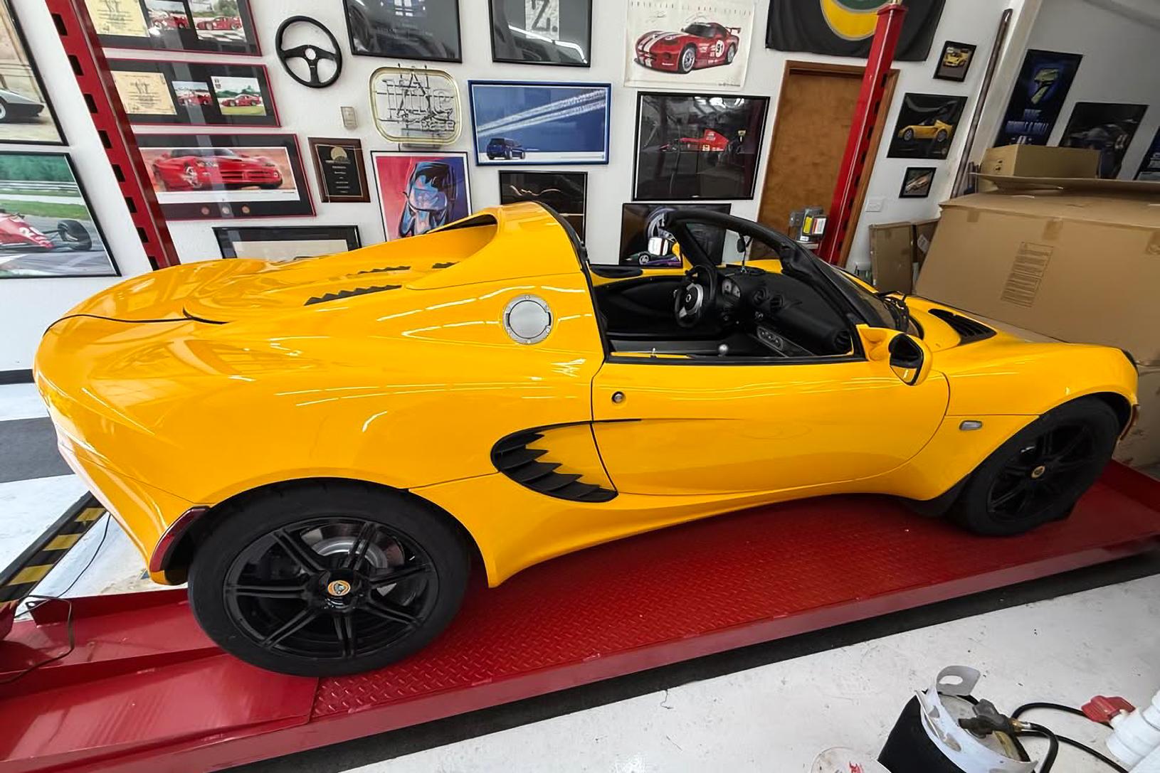 2005 Lotus Elise