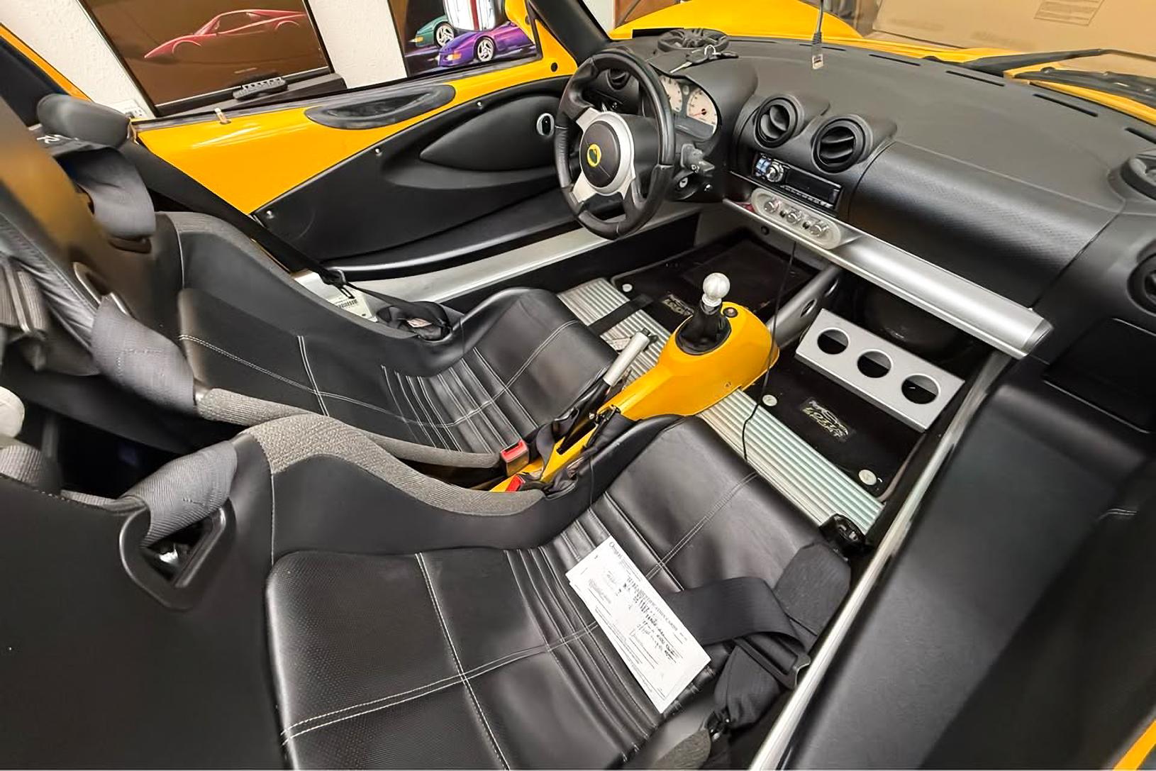 2005 Lotus Elise