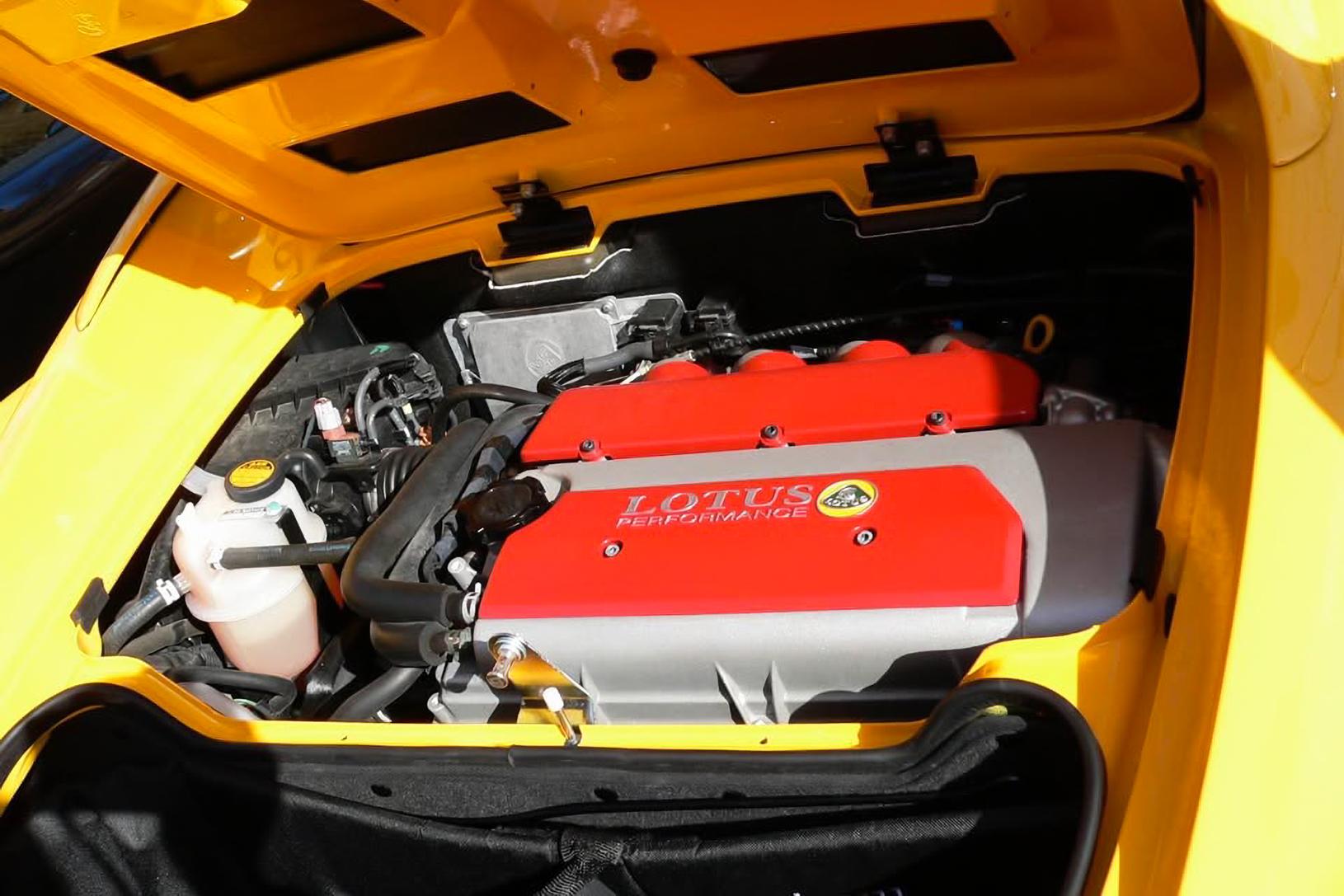 2005 Lotus Elise