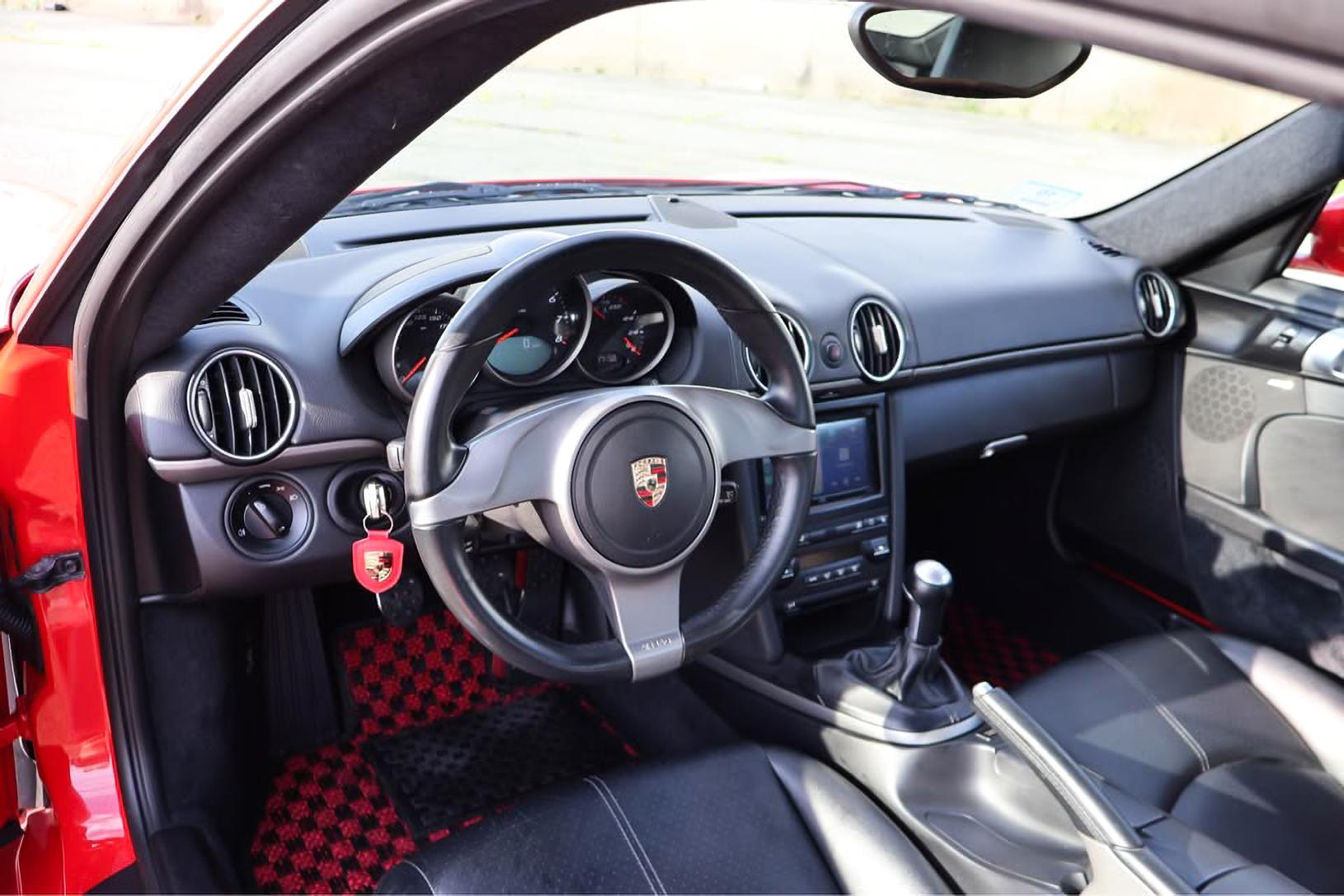 2010 Porsche Cayman