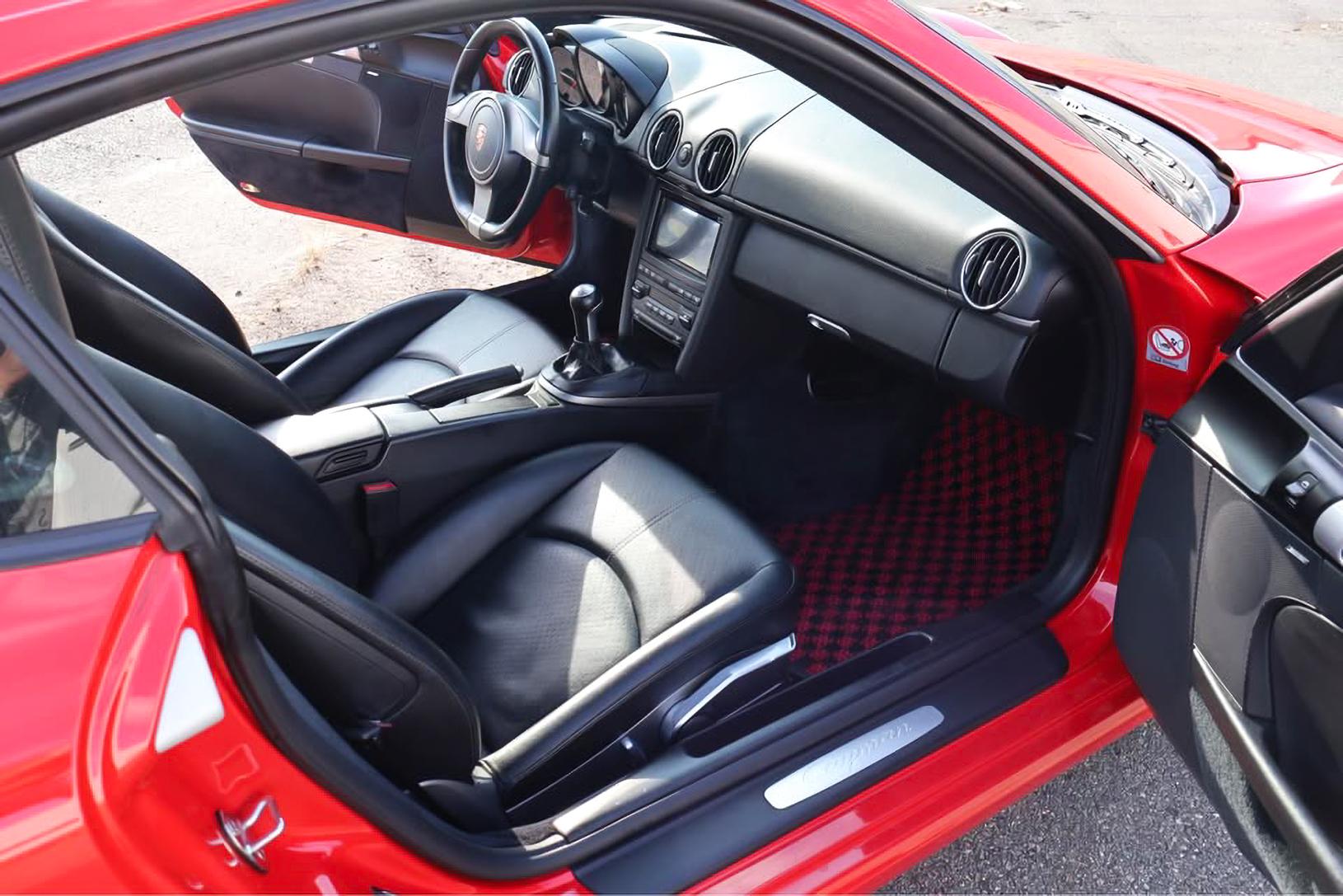 2010 Porsche Cayman