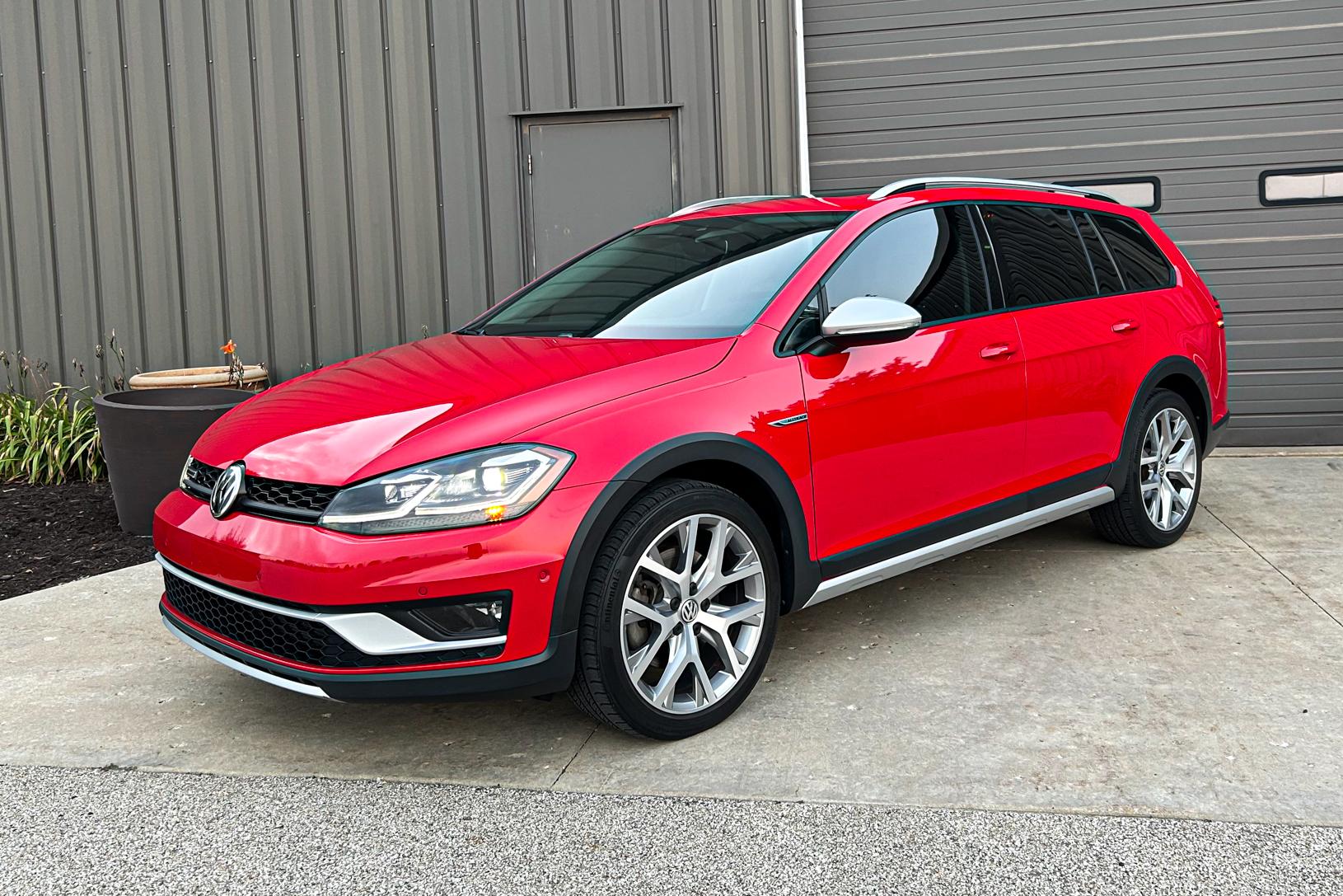 2019 VW Alltrack SE
