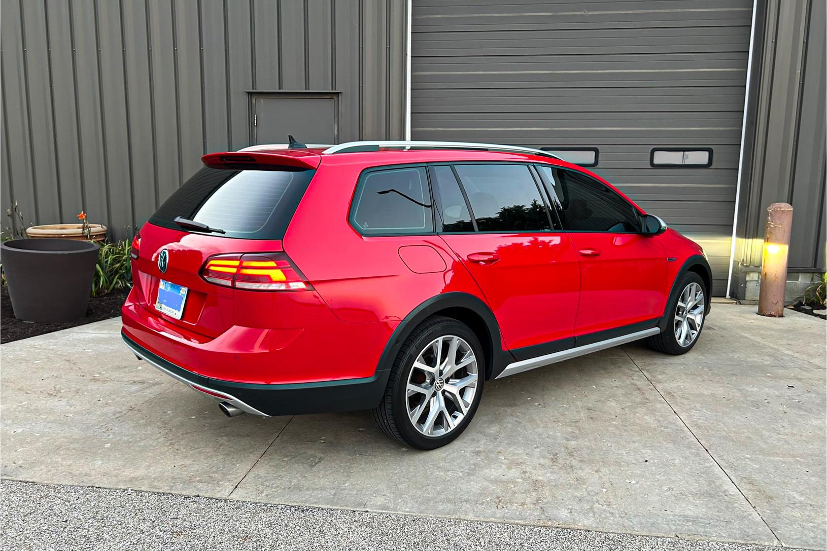 2019 VW Alltrack SE