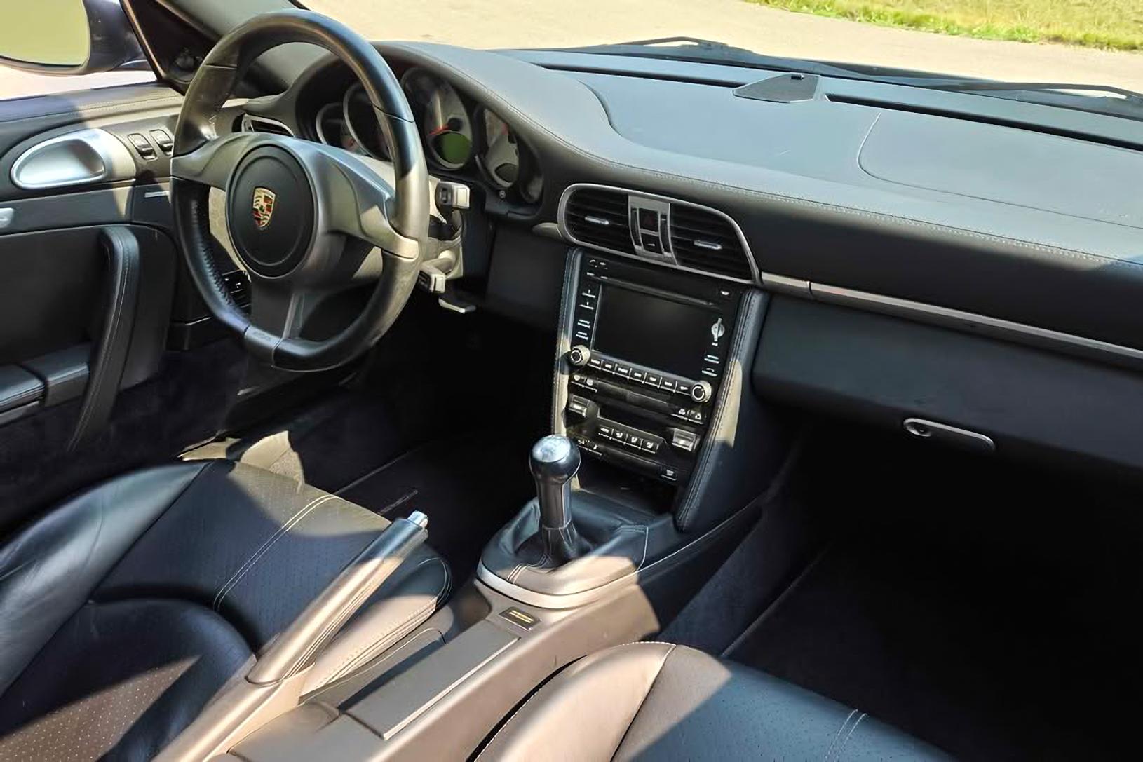 2010 Porsche 911 4S