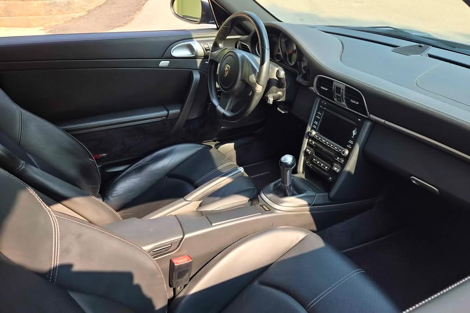 2010 Porsche 911 4S