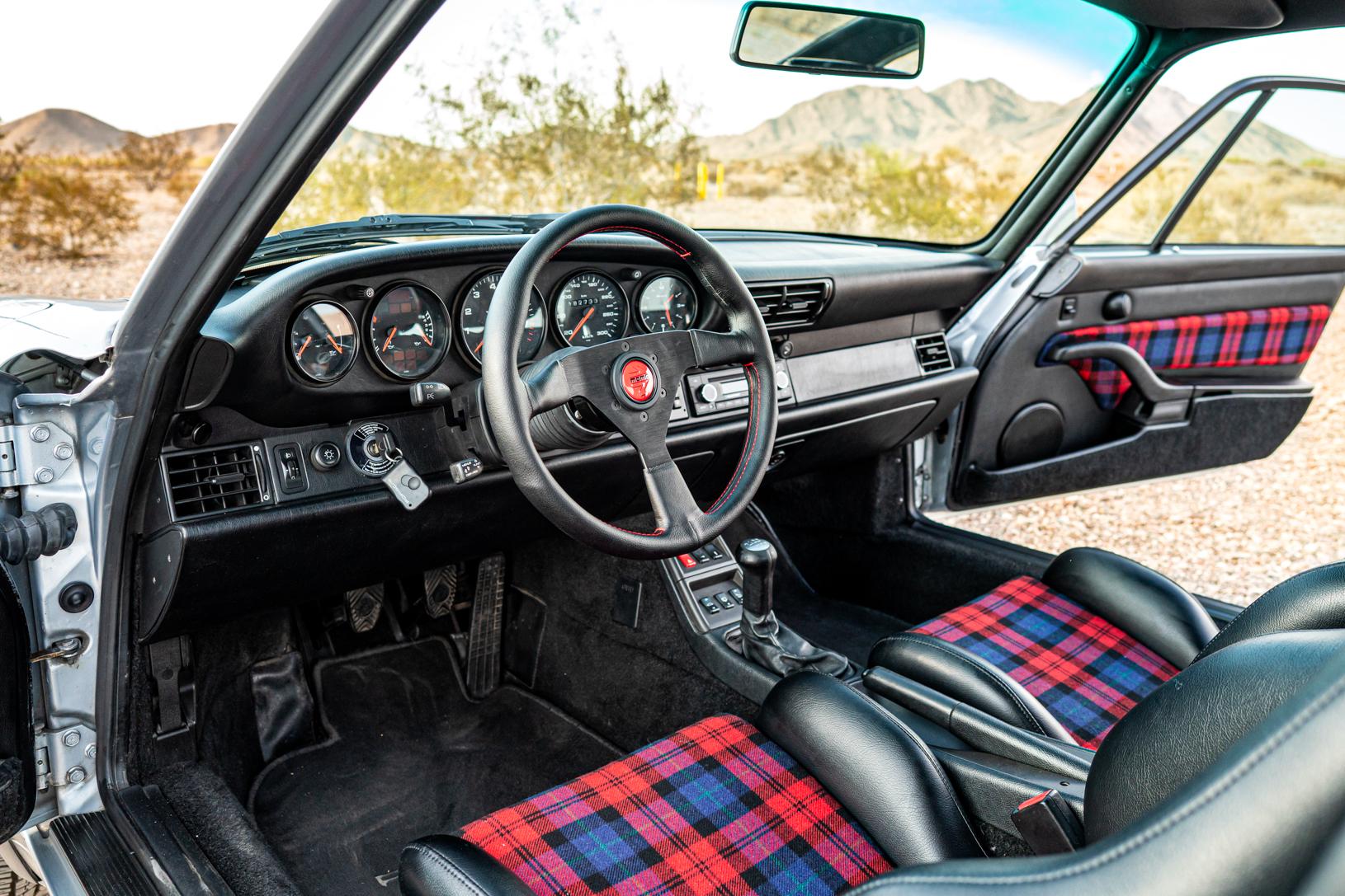 1995 Porsche 911 C4 'Safari'