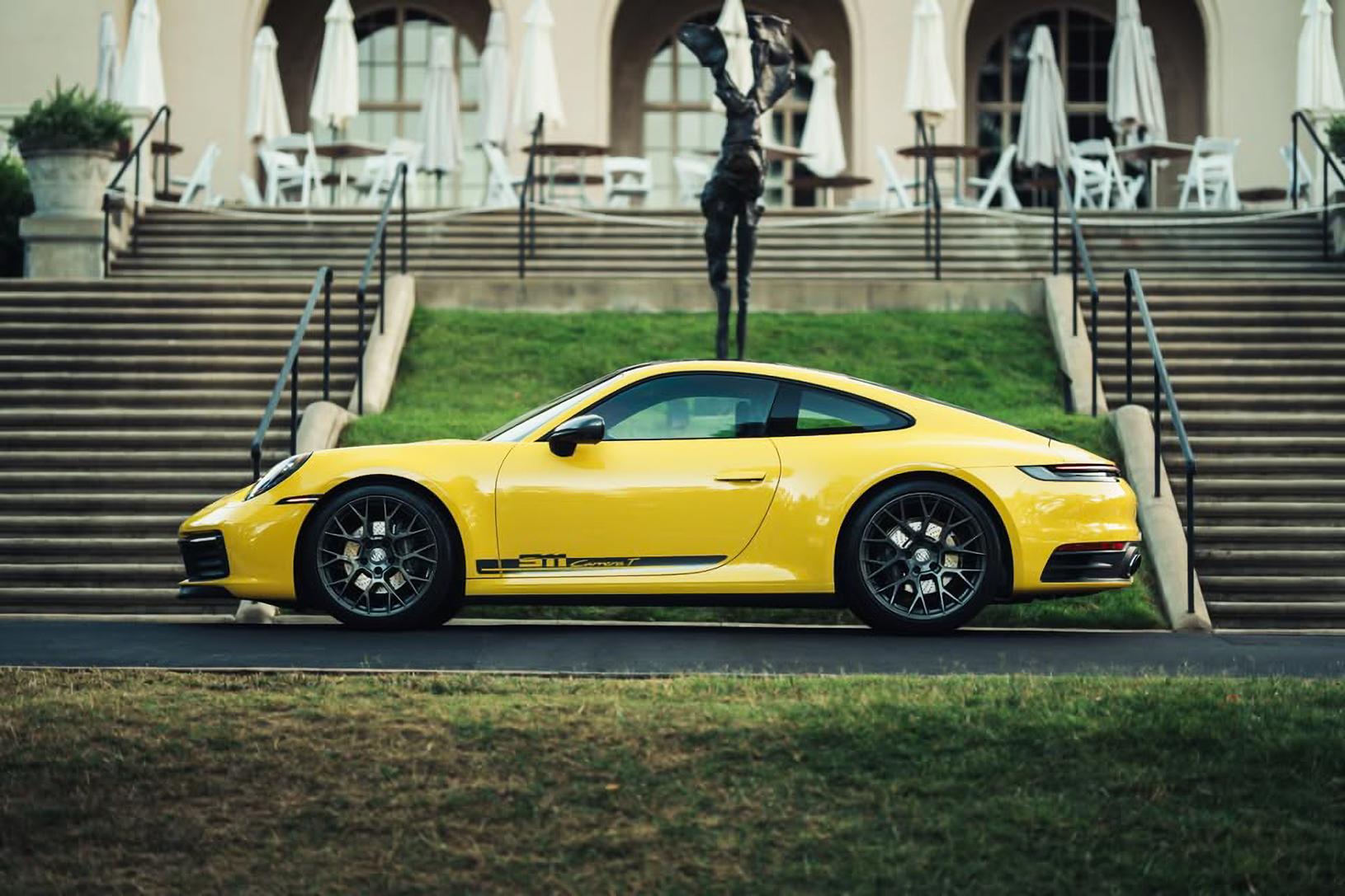 2023 Porsche 911 T