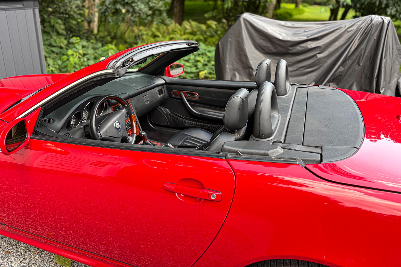 2004 Mercedes-Benz SLK320