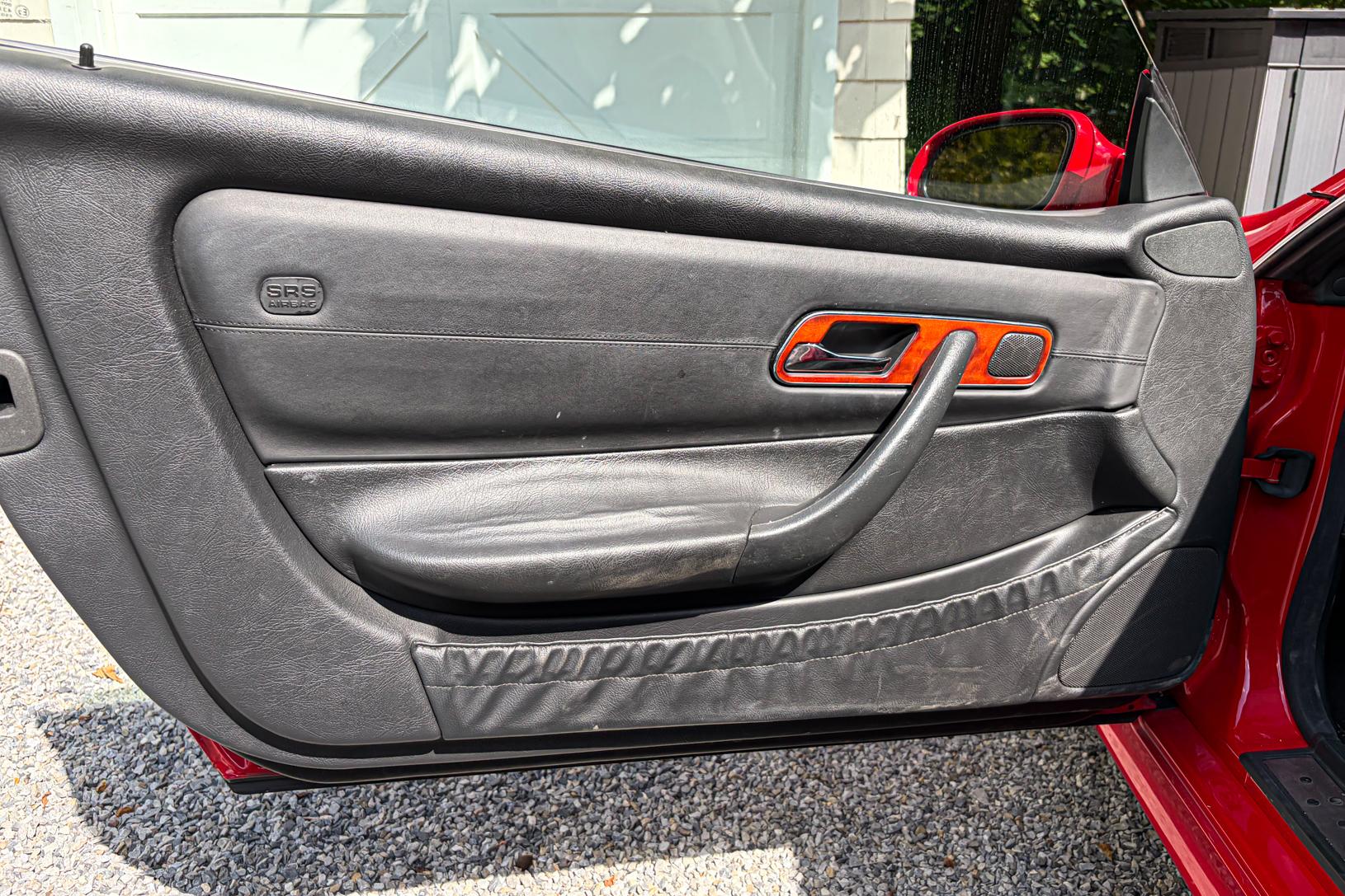 2004 Mercedes-Benz SLK320