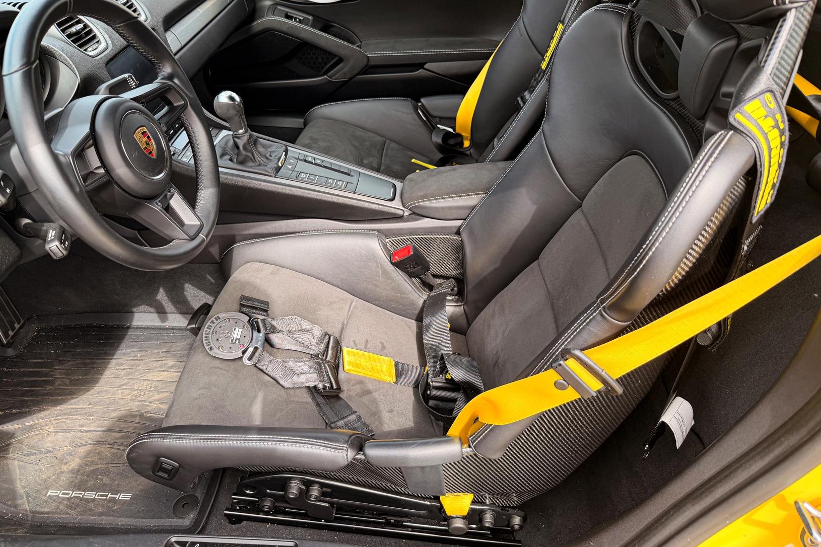2022 Porsche Cayman GT4