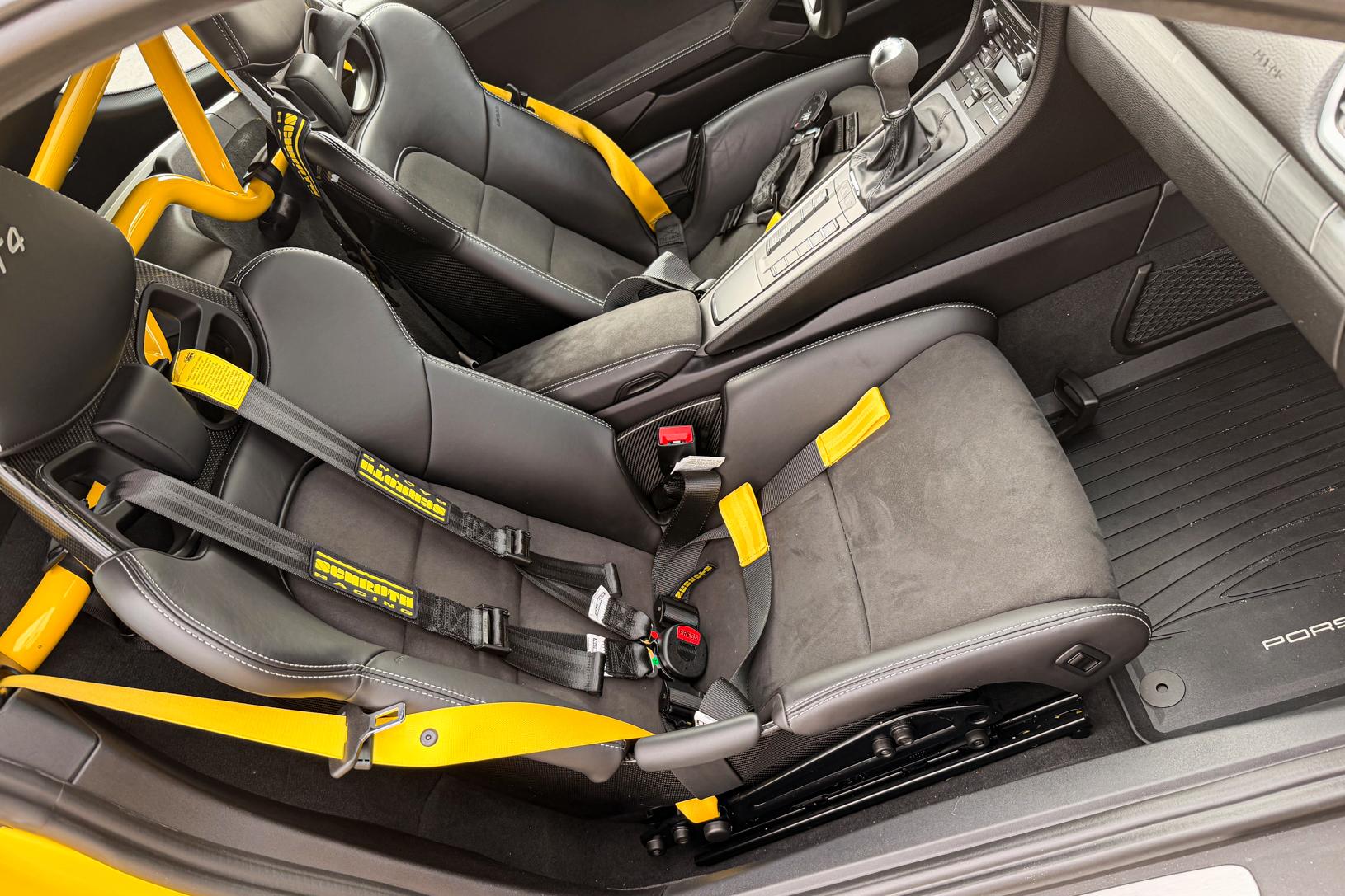 2022 Porsche Cayman GT4