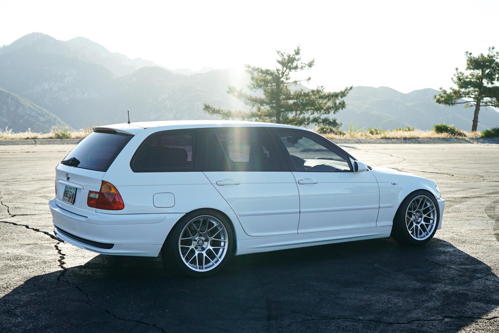 2003 BMW 325i Touring 'S54 Swap'