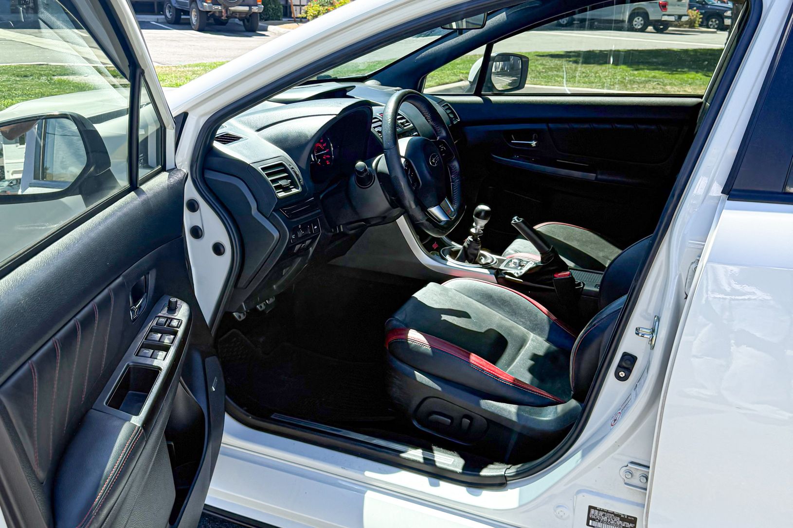 2016 Subaru STi