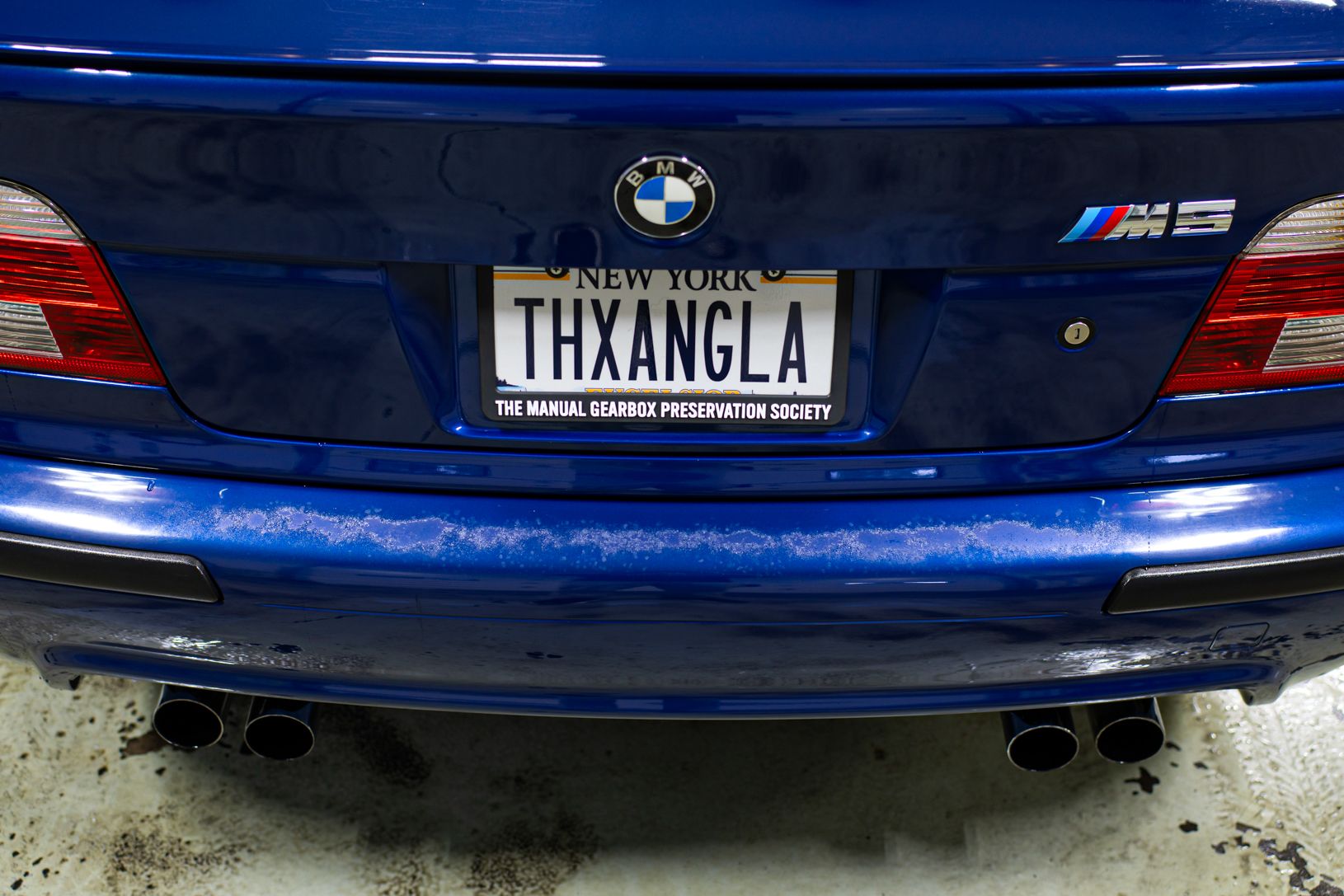 2002 BMW M5