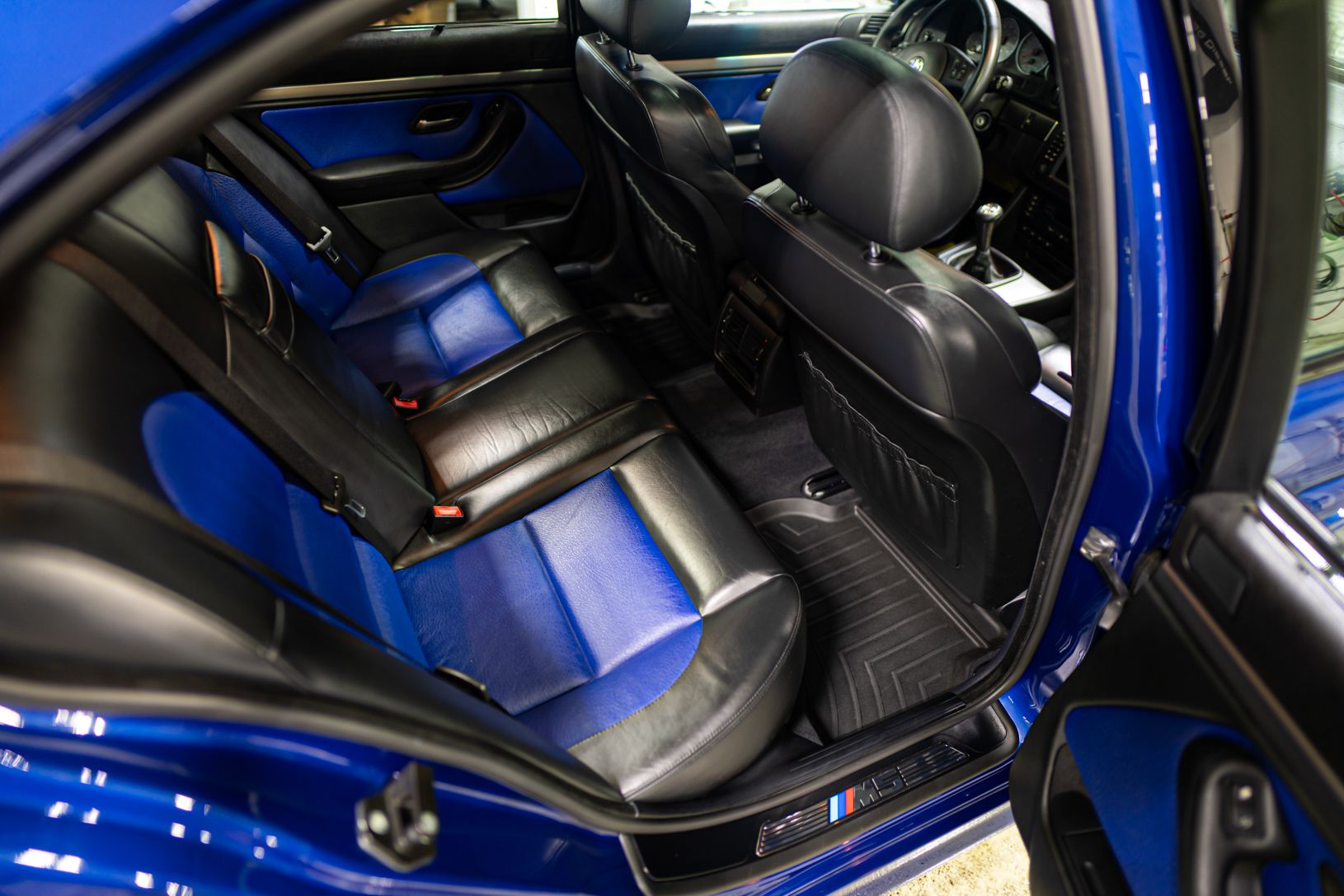 2002 BMW M5