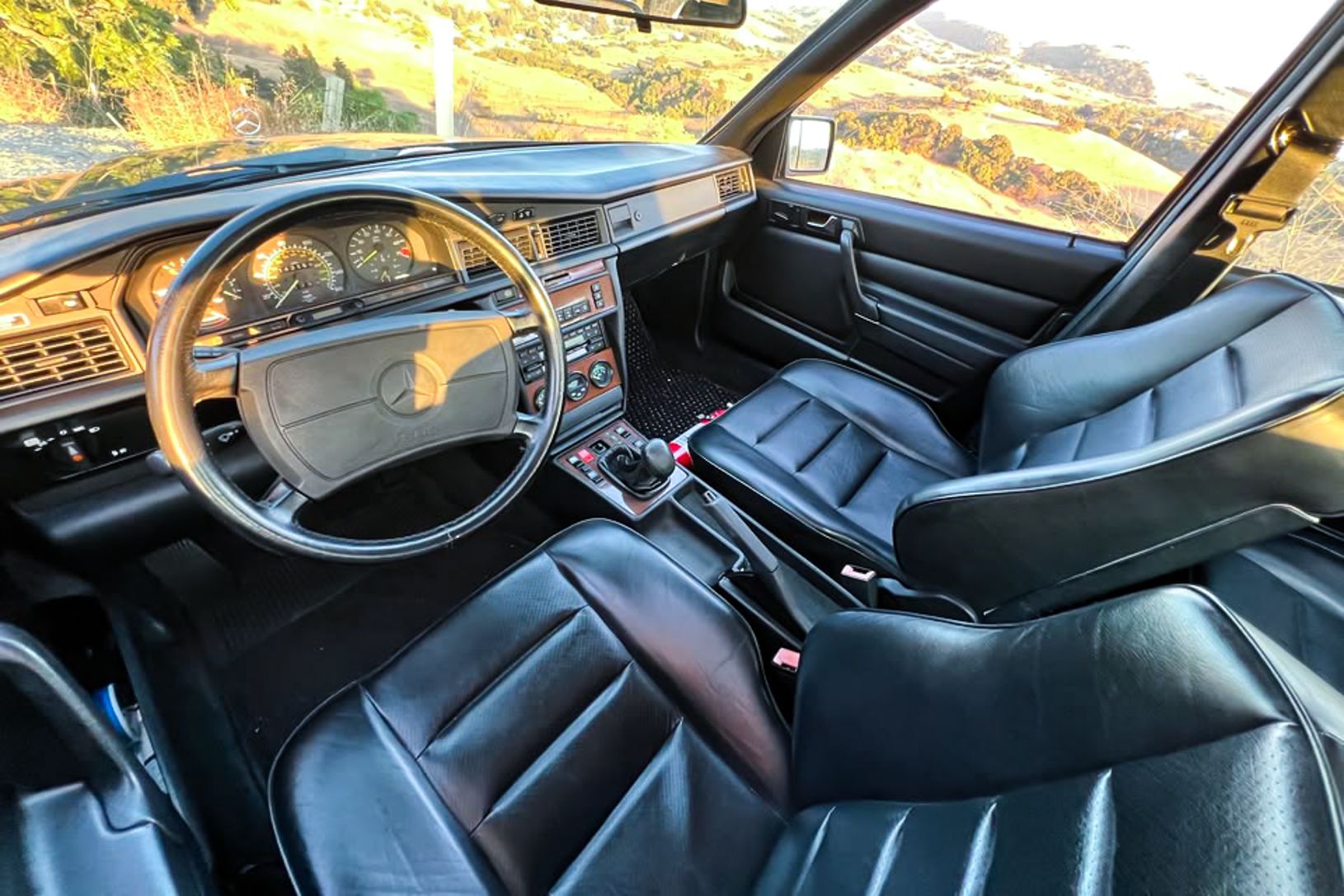 1986 Mercedes 190E 2.3-16V