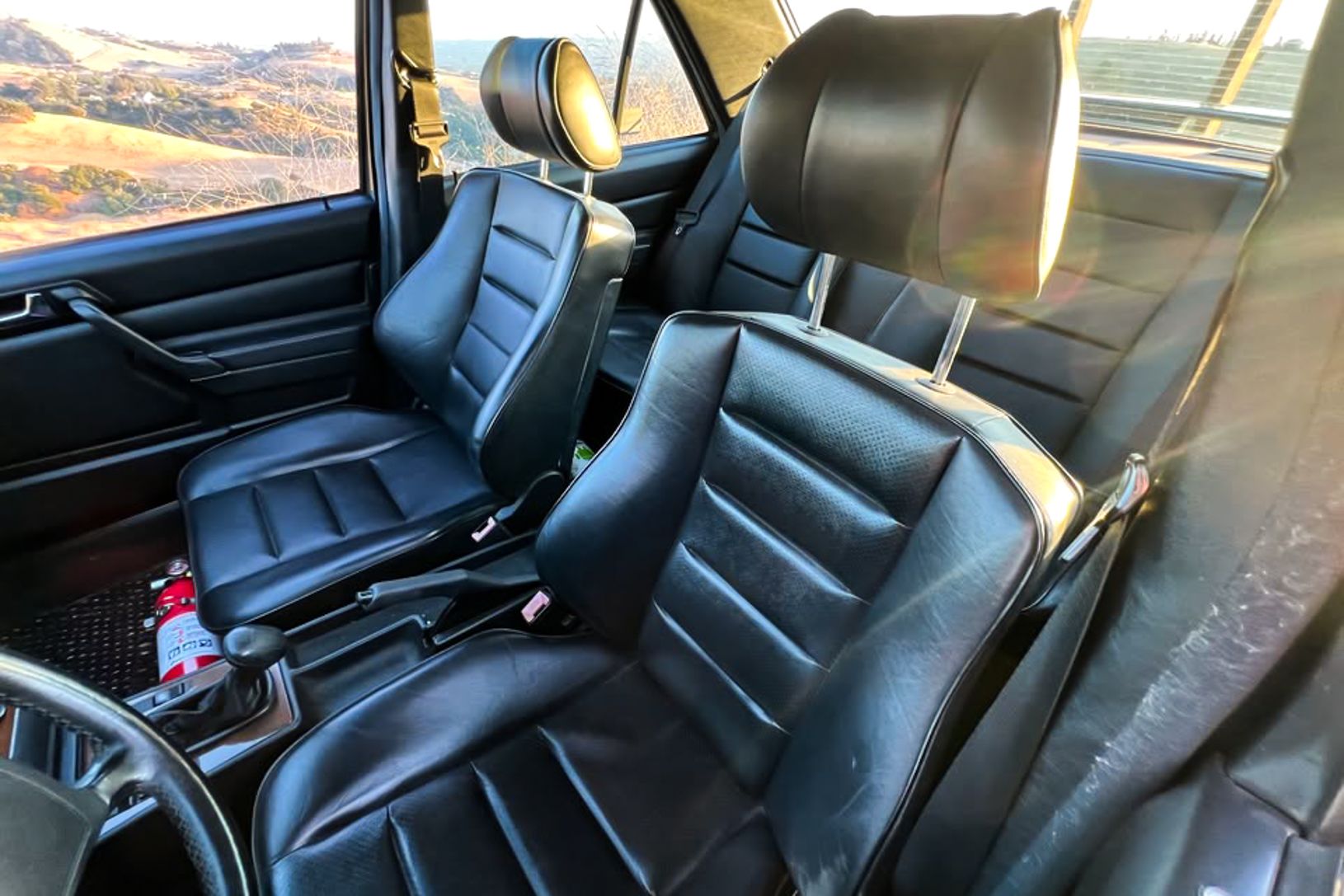 1986 Mercedes 190E 2.3-16V