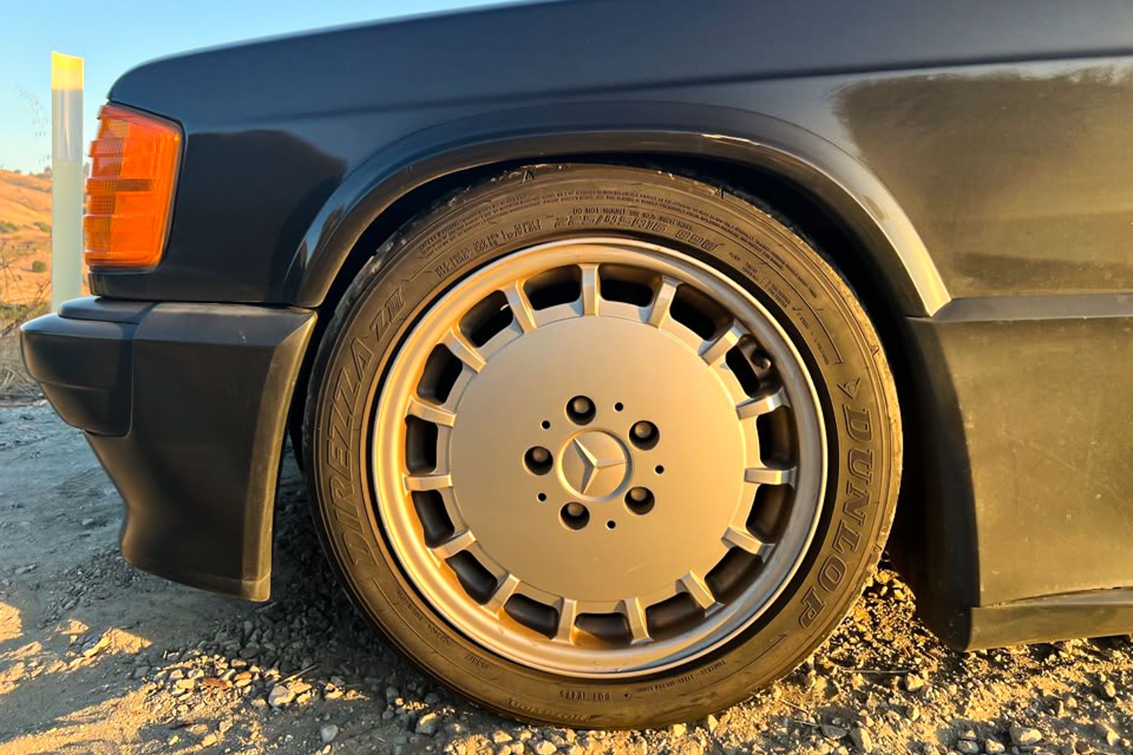 1986 Mercedes 190E 2.3-16V