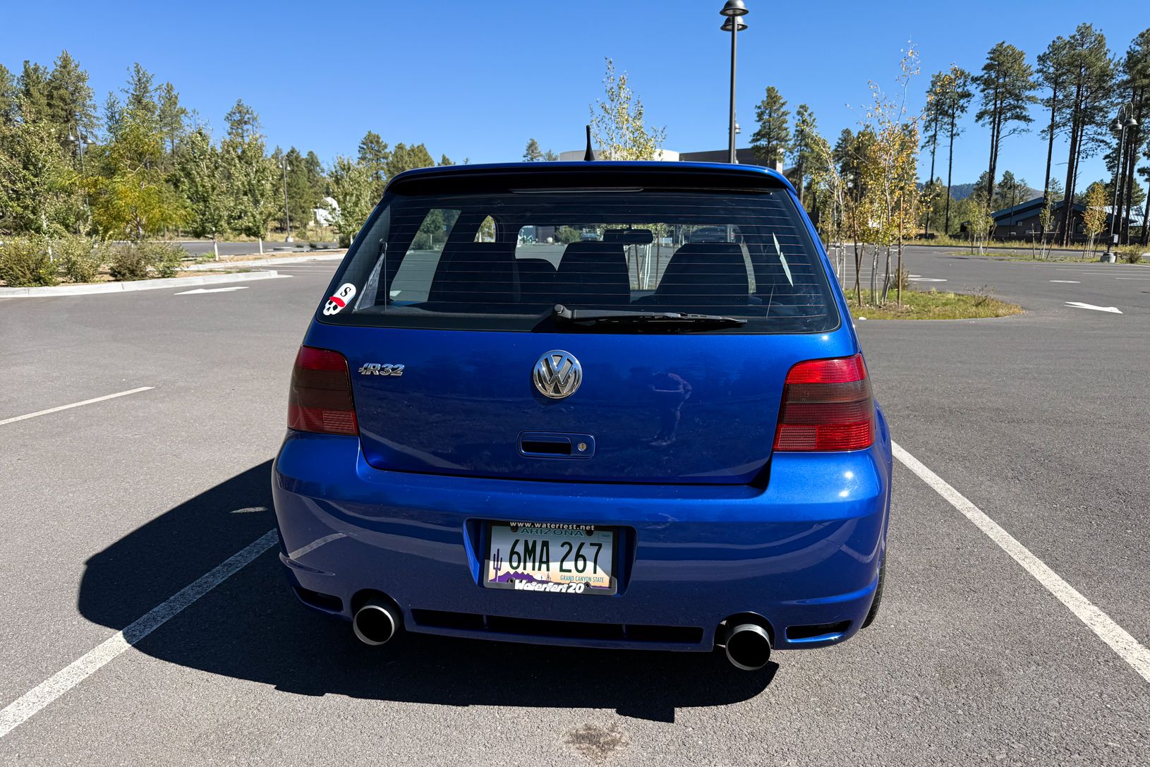 2004 VW Golf R32
